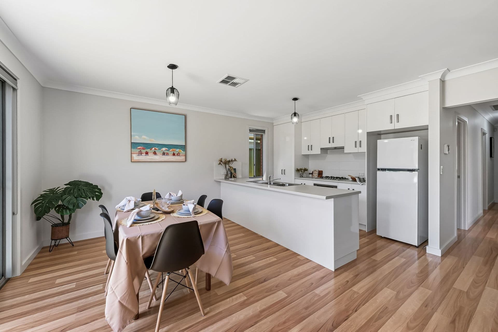 33 Seaway Road, Hallett Cove - Thumbnail 5