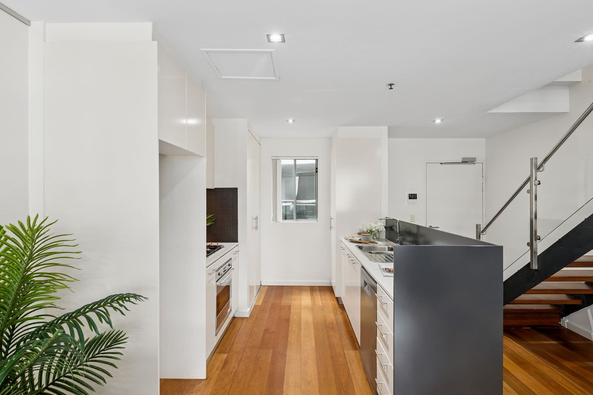 34 Oxley Street, St Leonards - Image 1