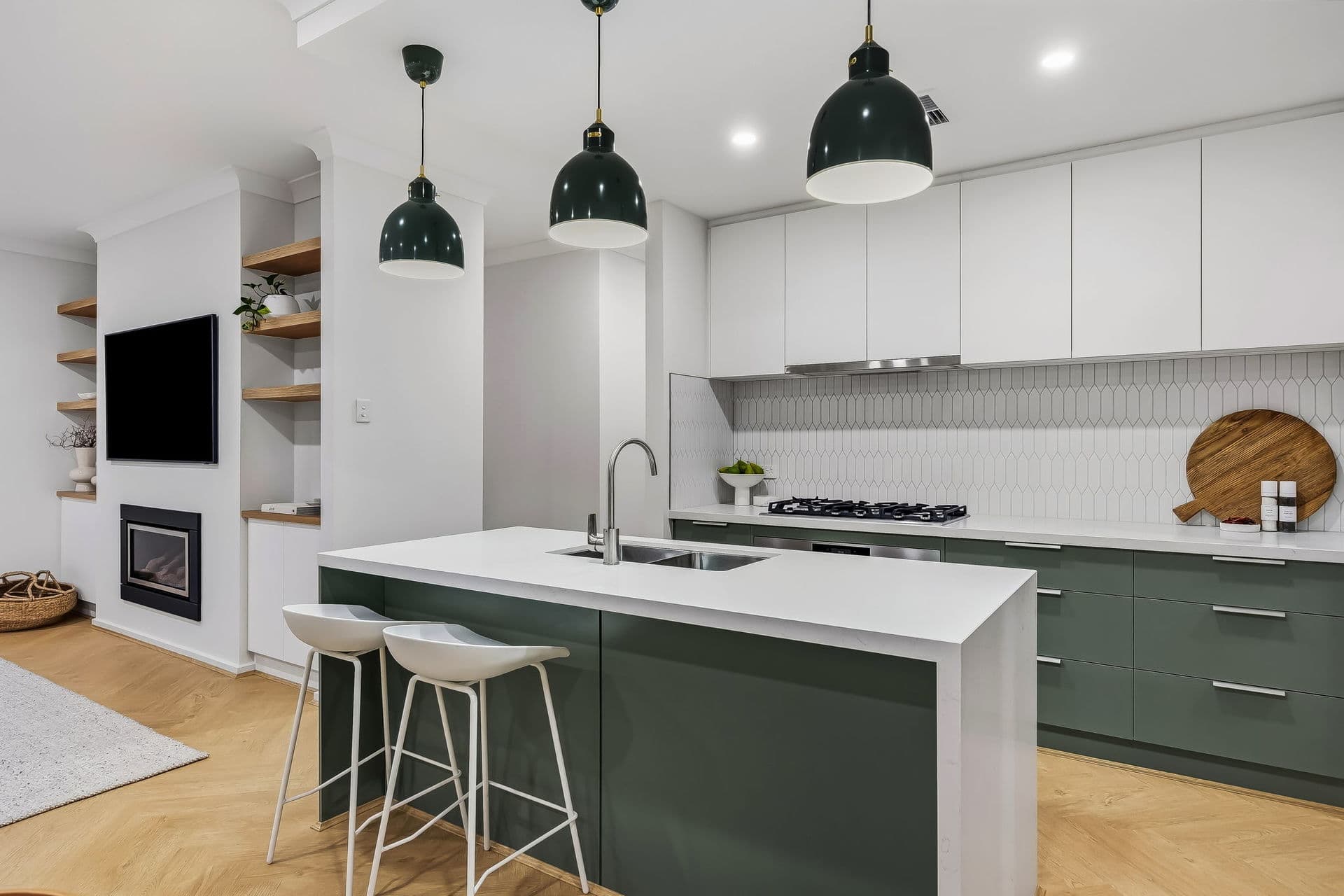 33 Hawkesbury Way, West Lakes Shore - Thumbnail 4