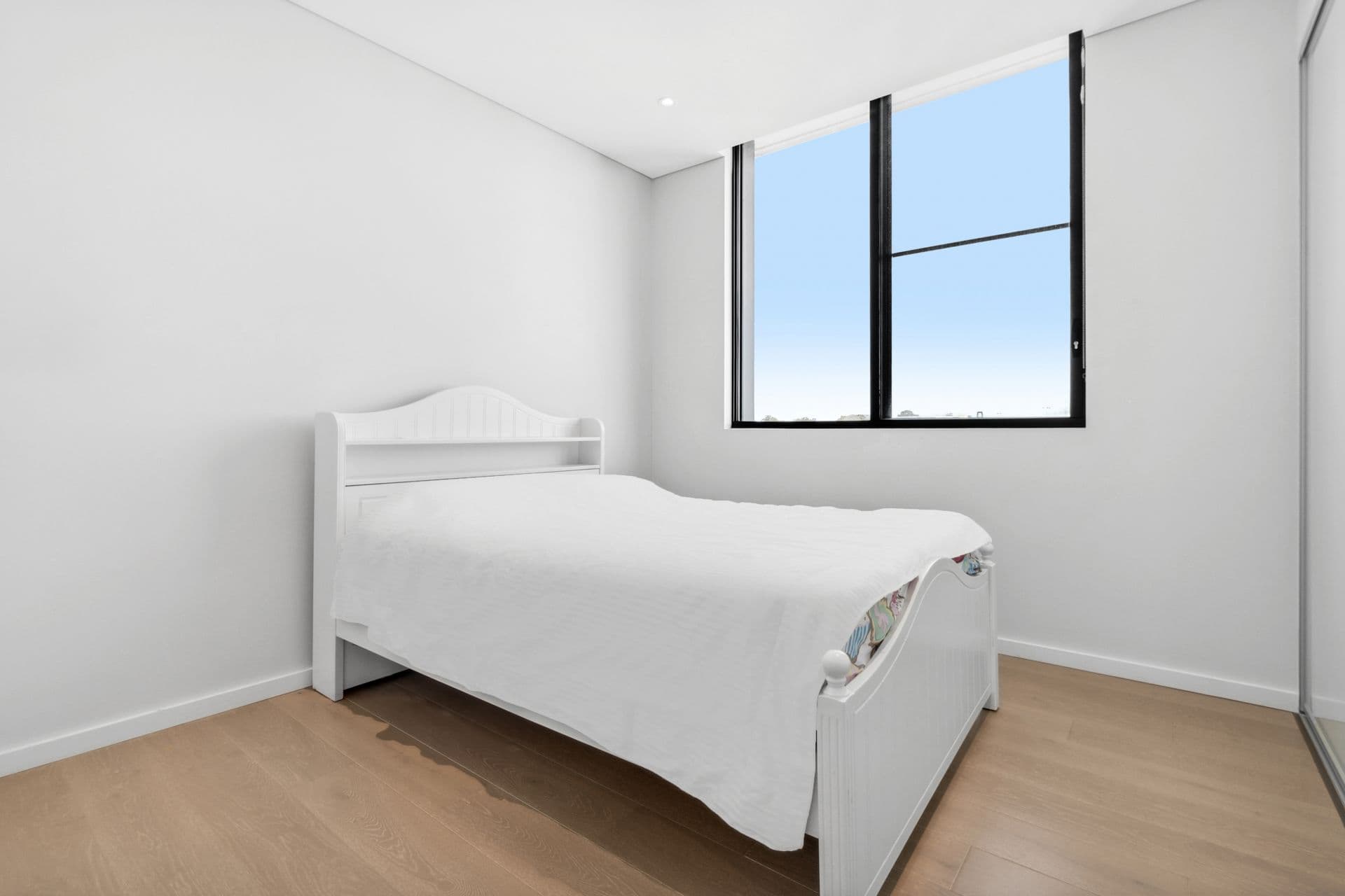 501/586 Mowbray Road West, Lane Cove North, Lane Cove North - Image 1