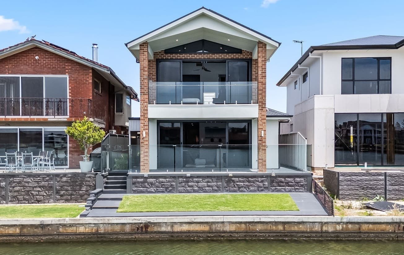 45A The Annie Watt Circuit, West Lakes Shore - Thumbnail 2