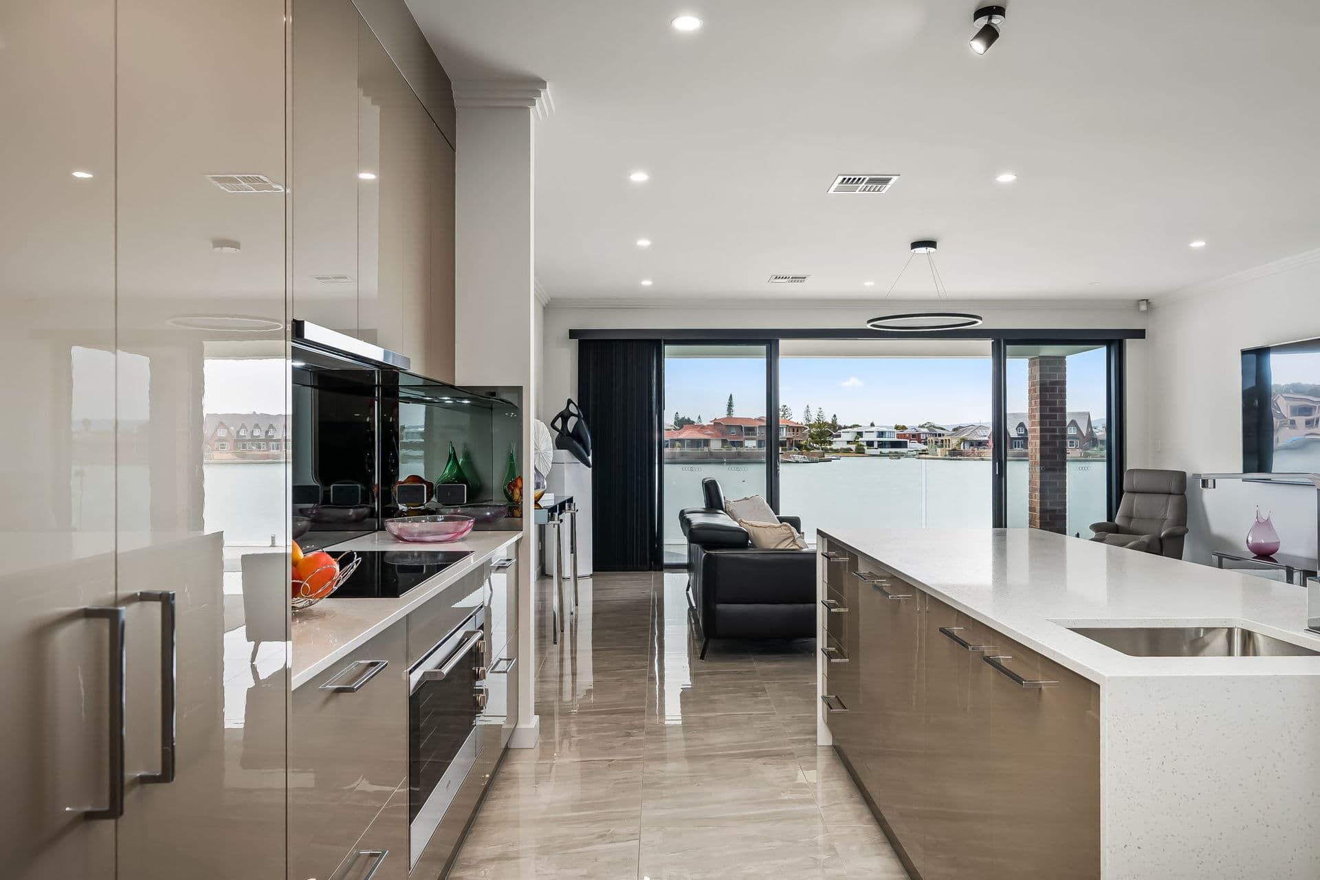 45A The Annie Watt Circuit, West Lakes Shore - Thumbnail 7