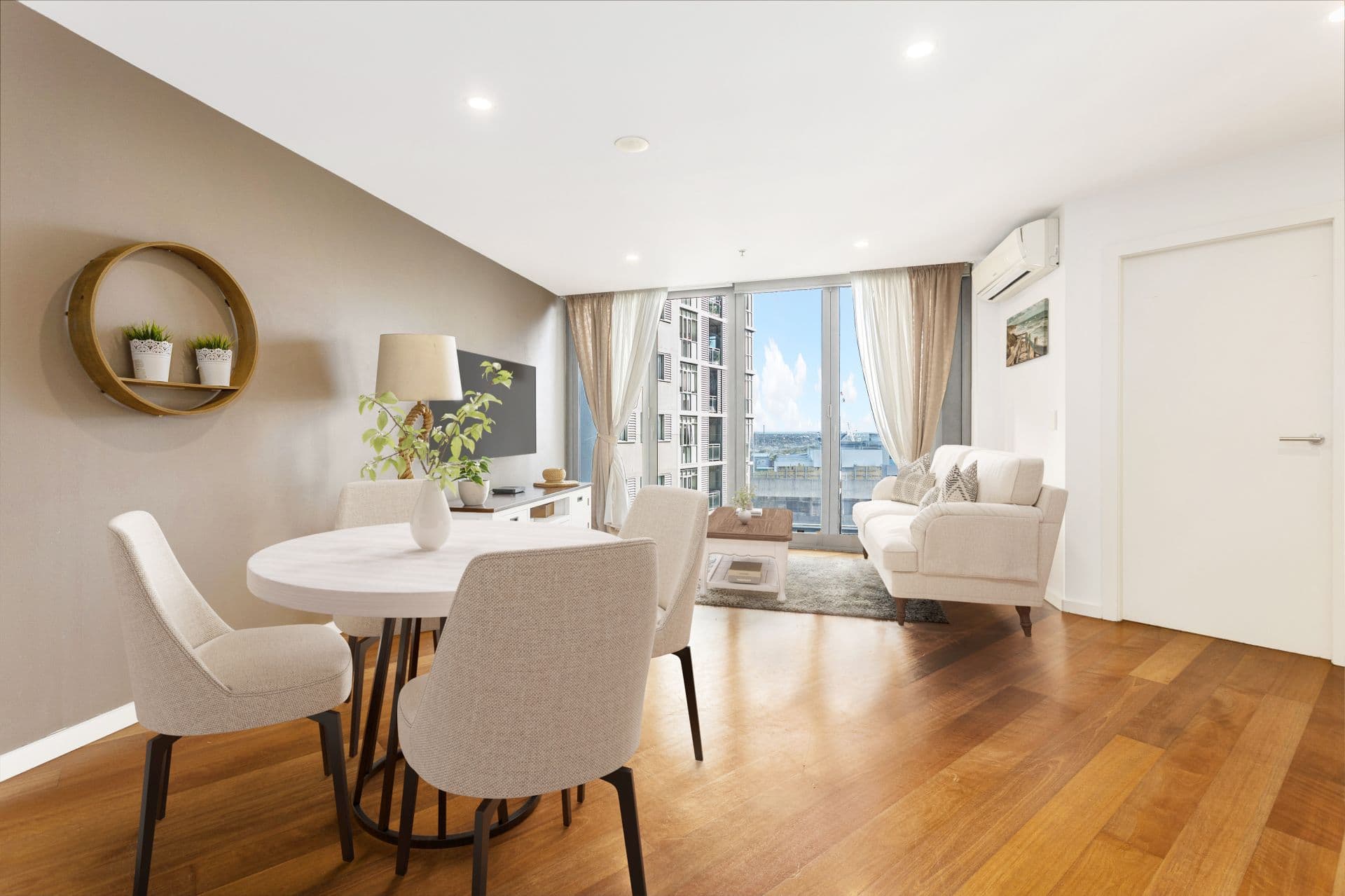 704/34 Oxley Street, St Leonards, St Leonards - Thumbnail 2