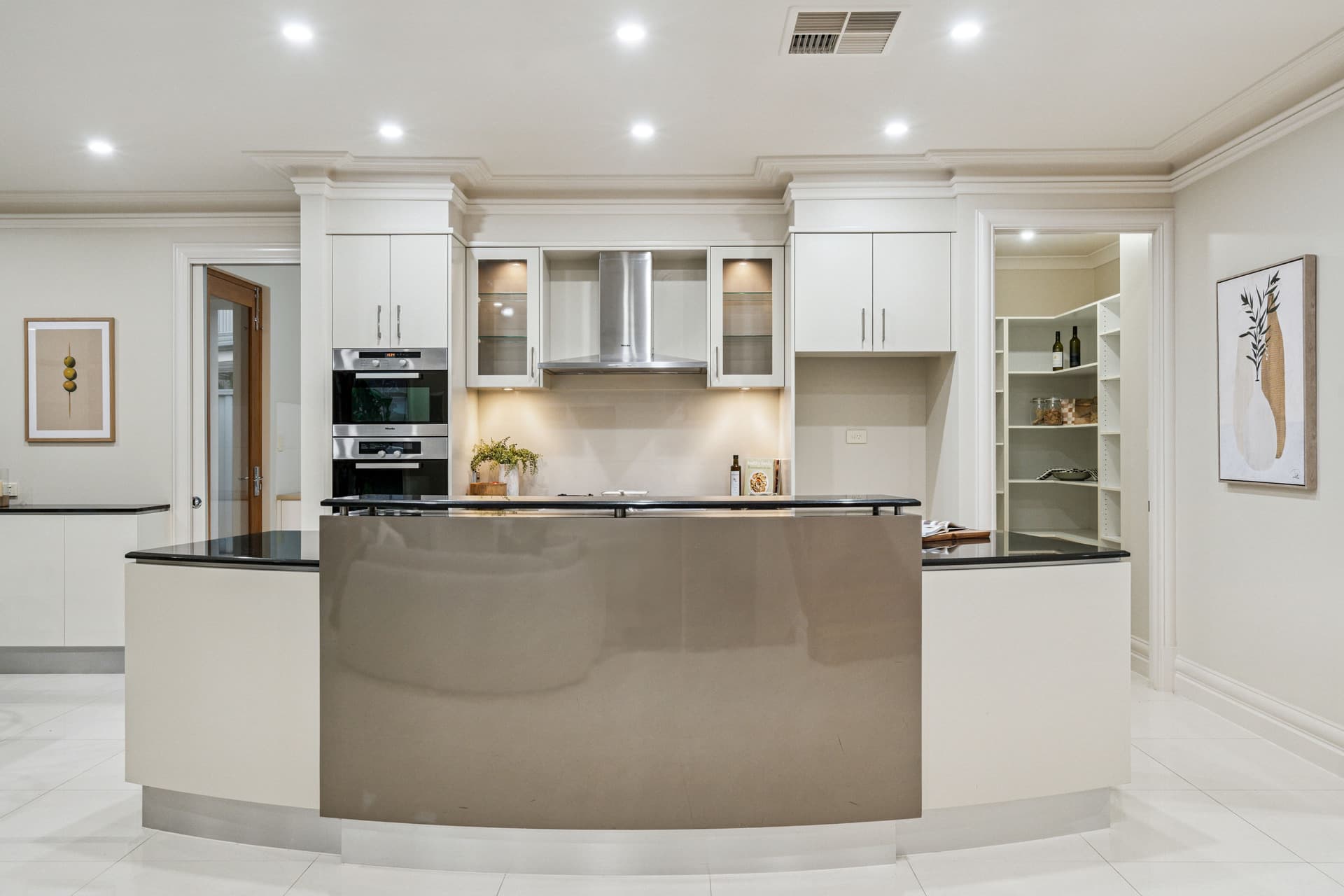 12 Evergreen Parade, Flagstaff Hill - Thumbnail 4
