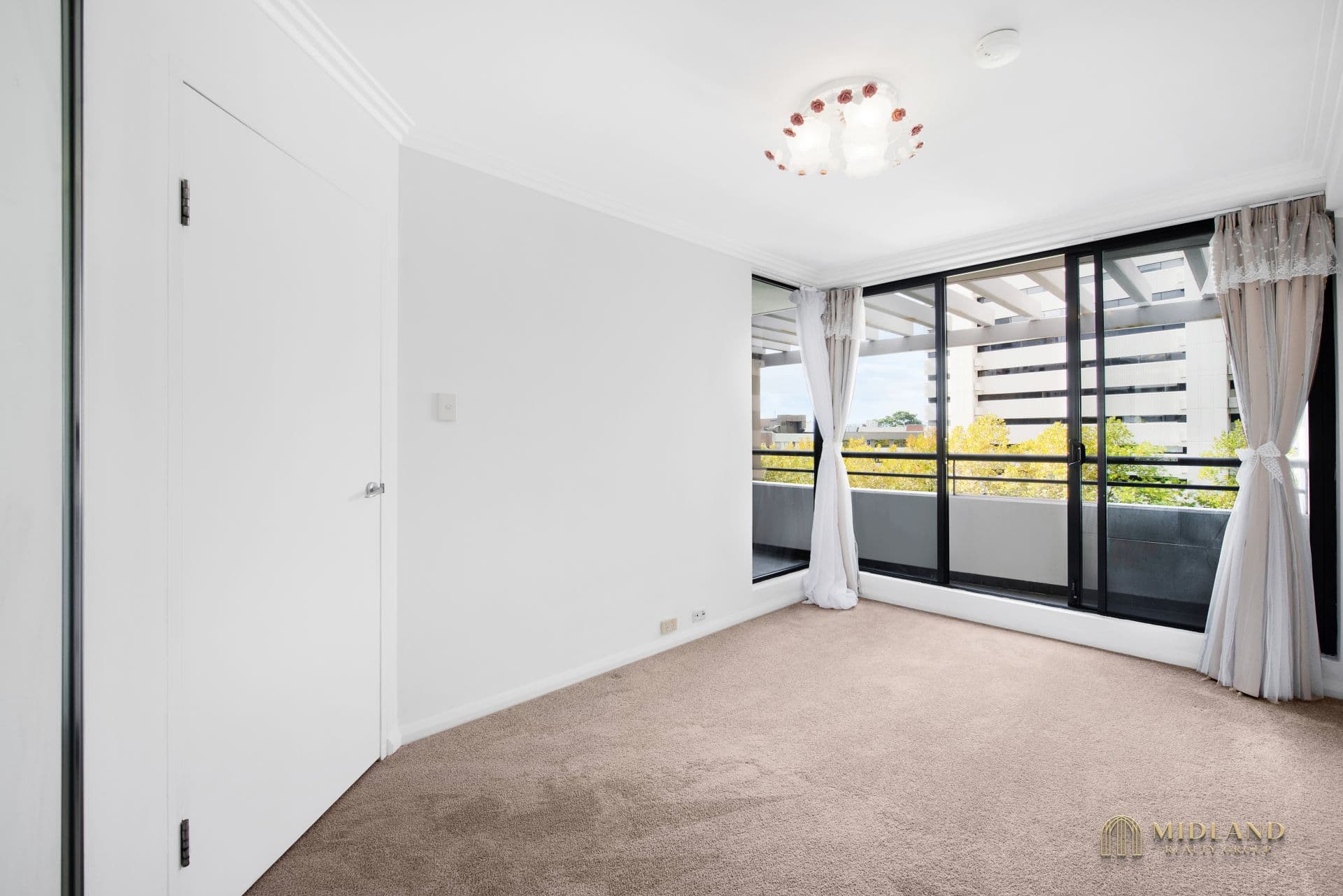 216/1 Sergeants Lane, St Leonards, St Leonards - Thumbnail 6