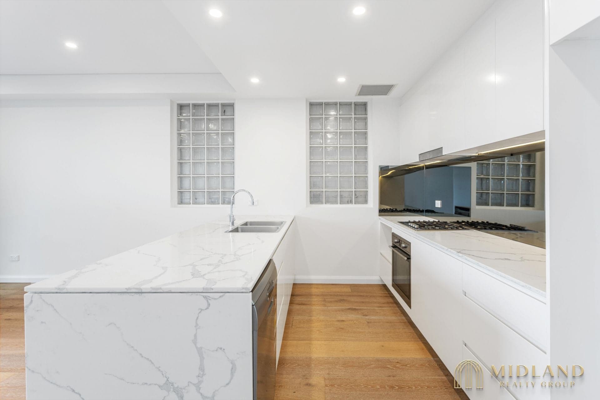 202/54-56 Strathallen Avenue, Northbridge, Northbridge - Thumbnail 4