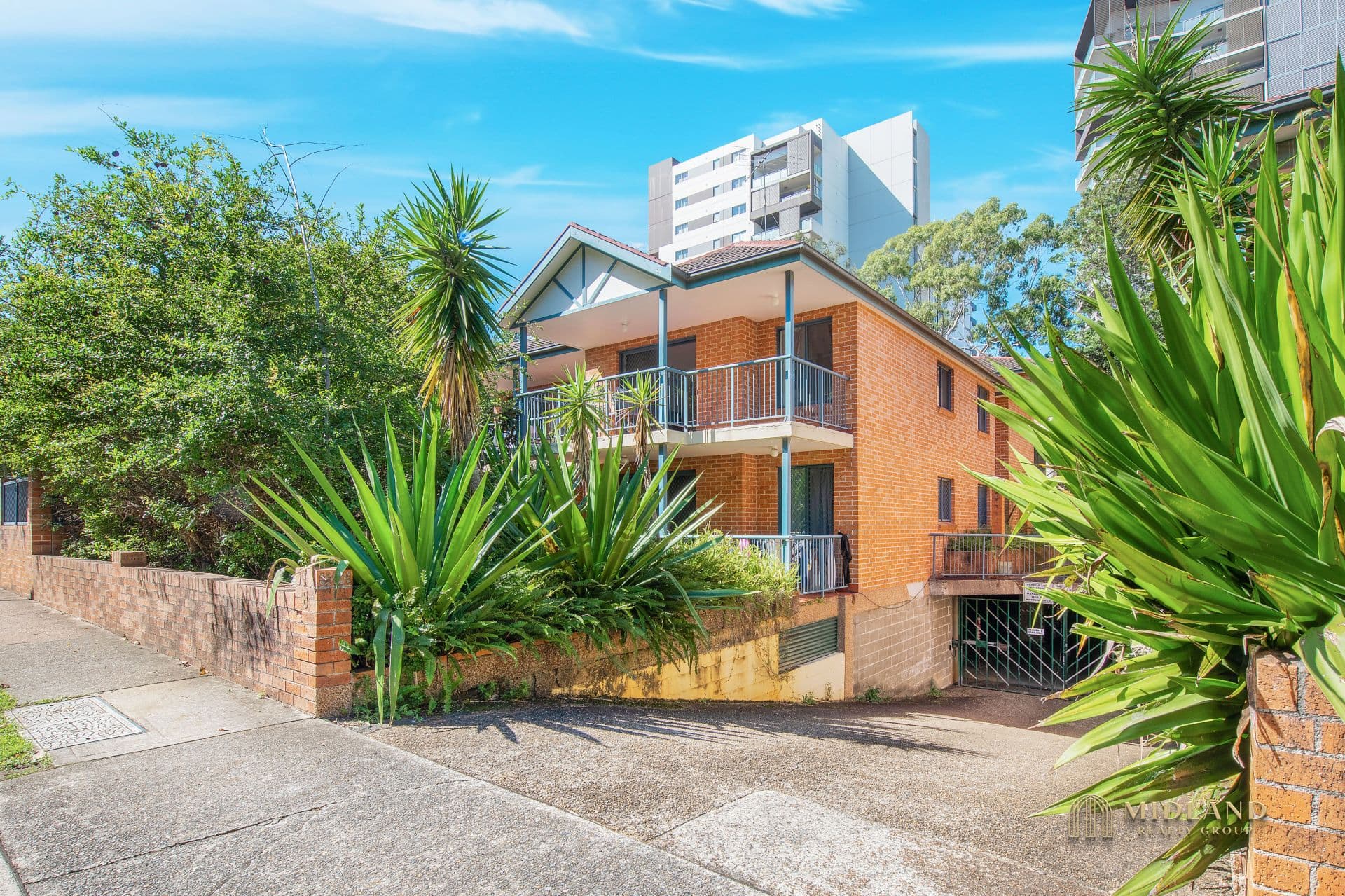 10/8-10 Gloucester Avenue, Burwood, Burwood - Image 1
