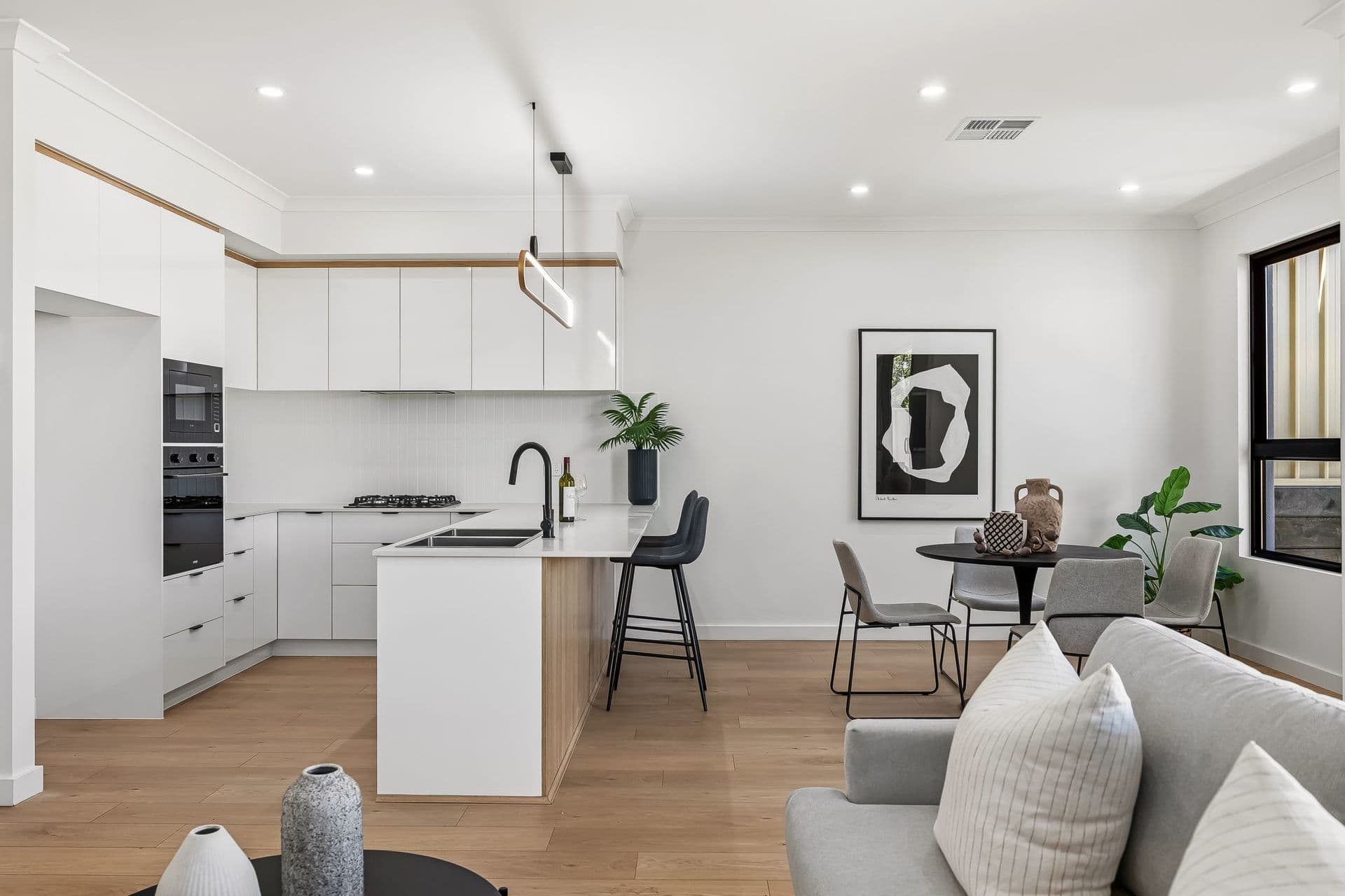 1 Alicante Avenue, Wynn Vale - Thumbnail 5