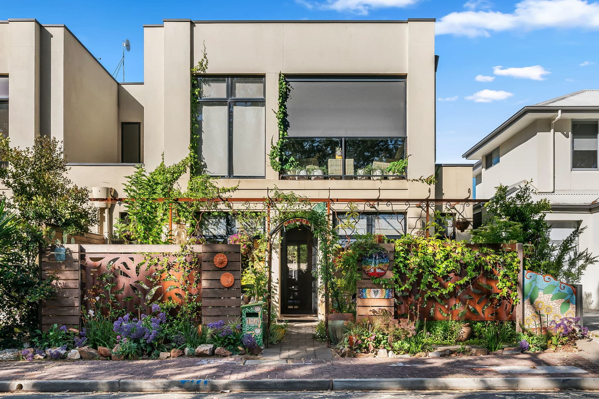 18A Charlotte Court, Grange - Image 1