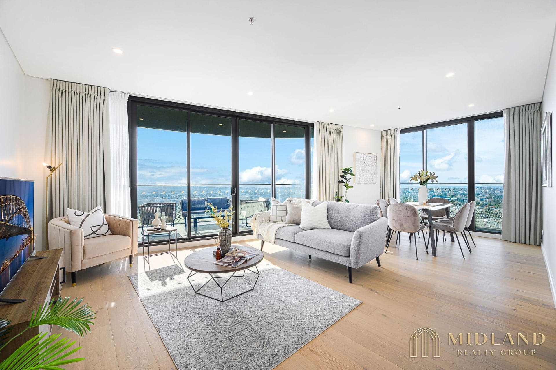 2903/500 Pacific Highway, St Leonards, St Leonards - Thumbnail 2