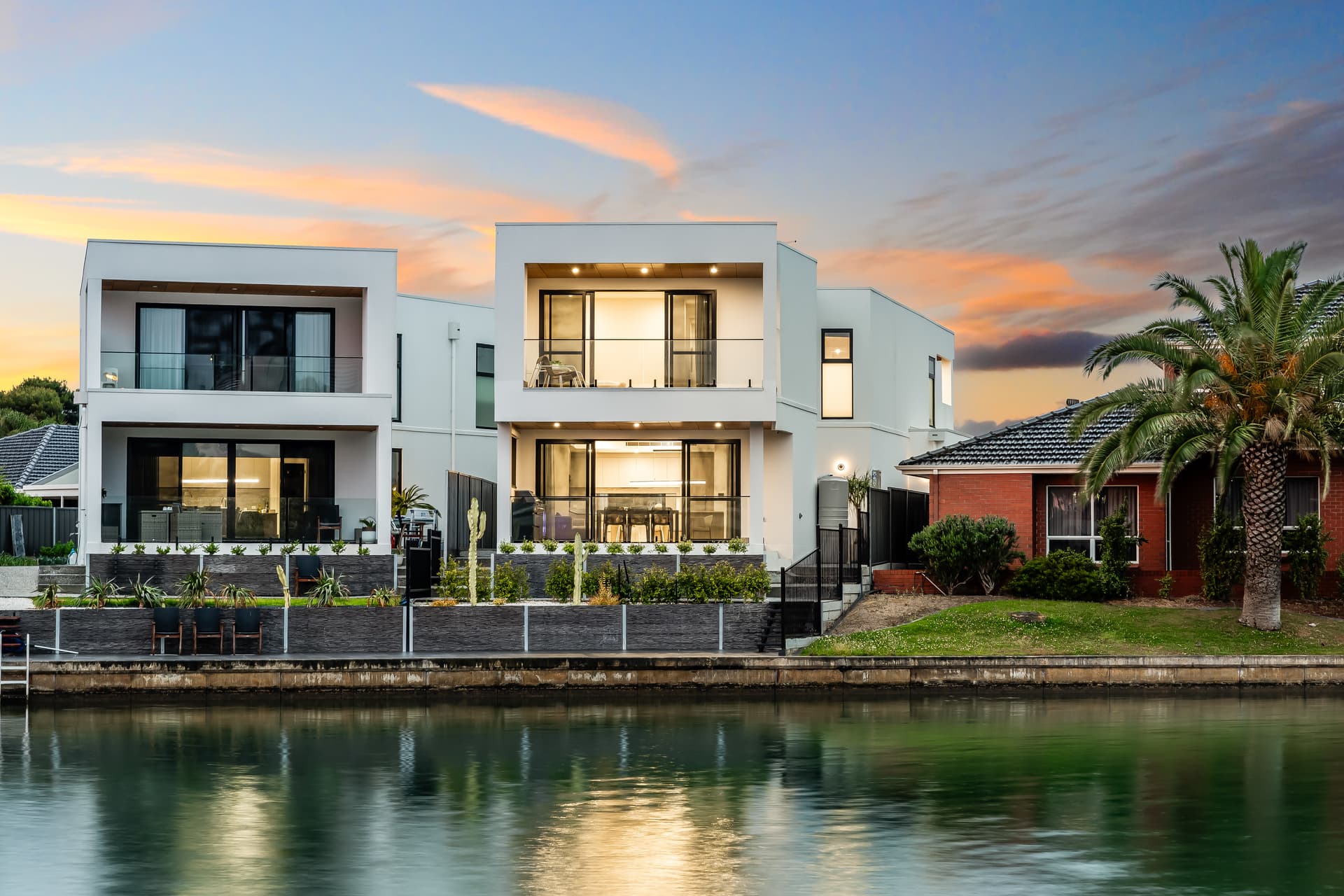 83 Sir John Marks Drive, West Lakes - Thumbnail 2