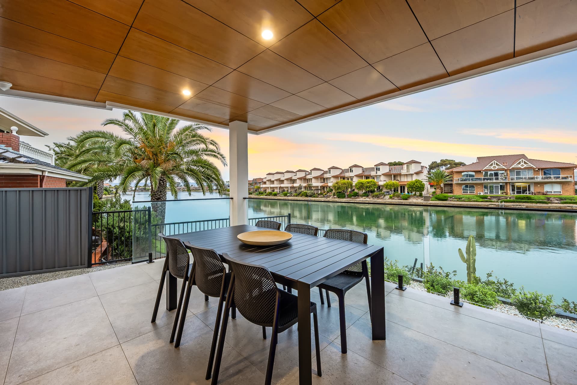 83 Sir John Marks Drive, West Lakes - Thumbnail 3