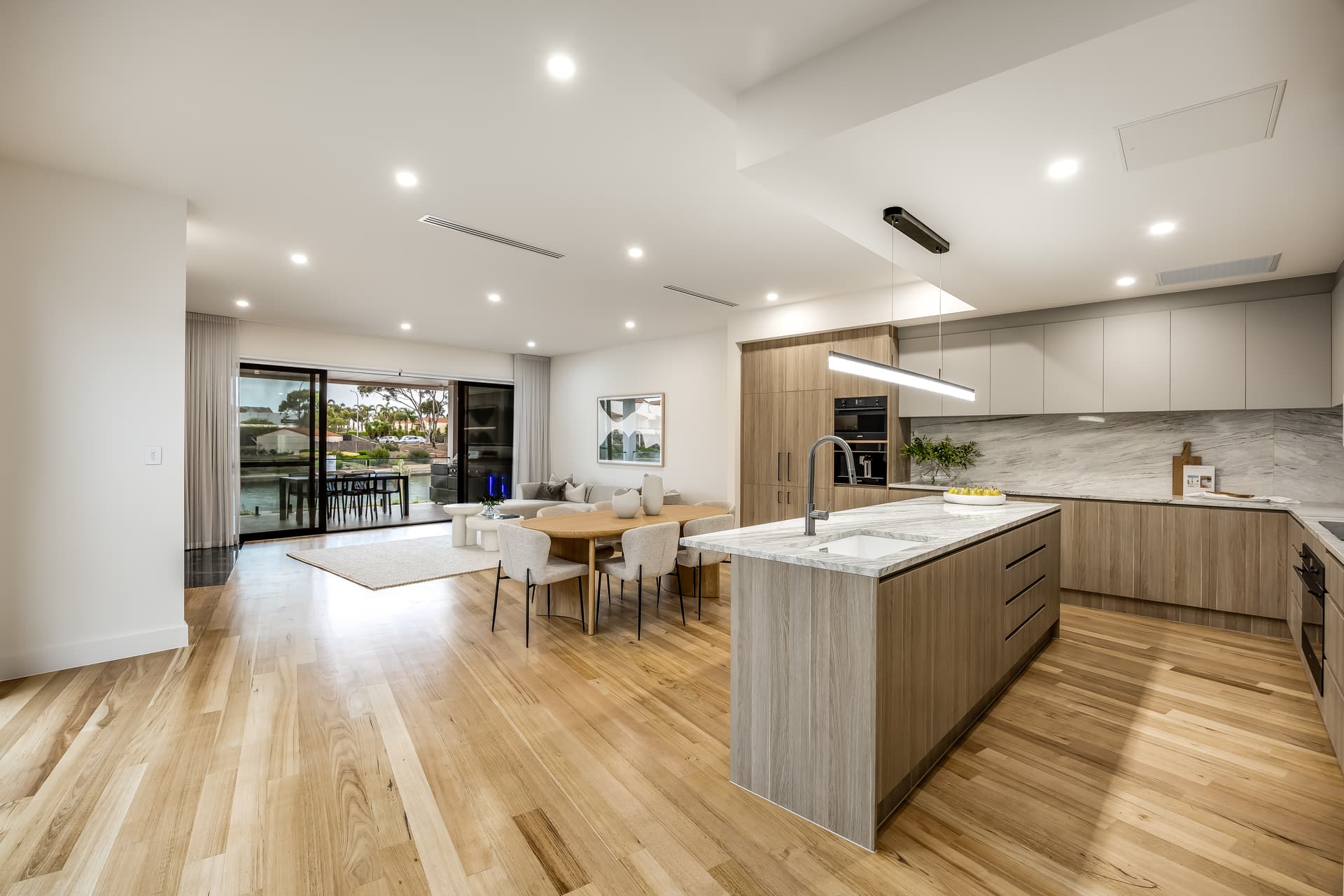 83 Sir John Marks Drive, West Lakes - Thumbnail 4