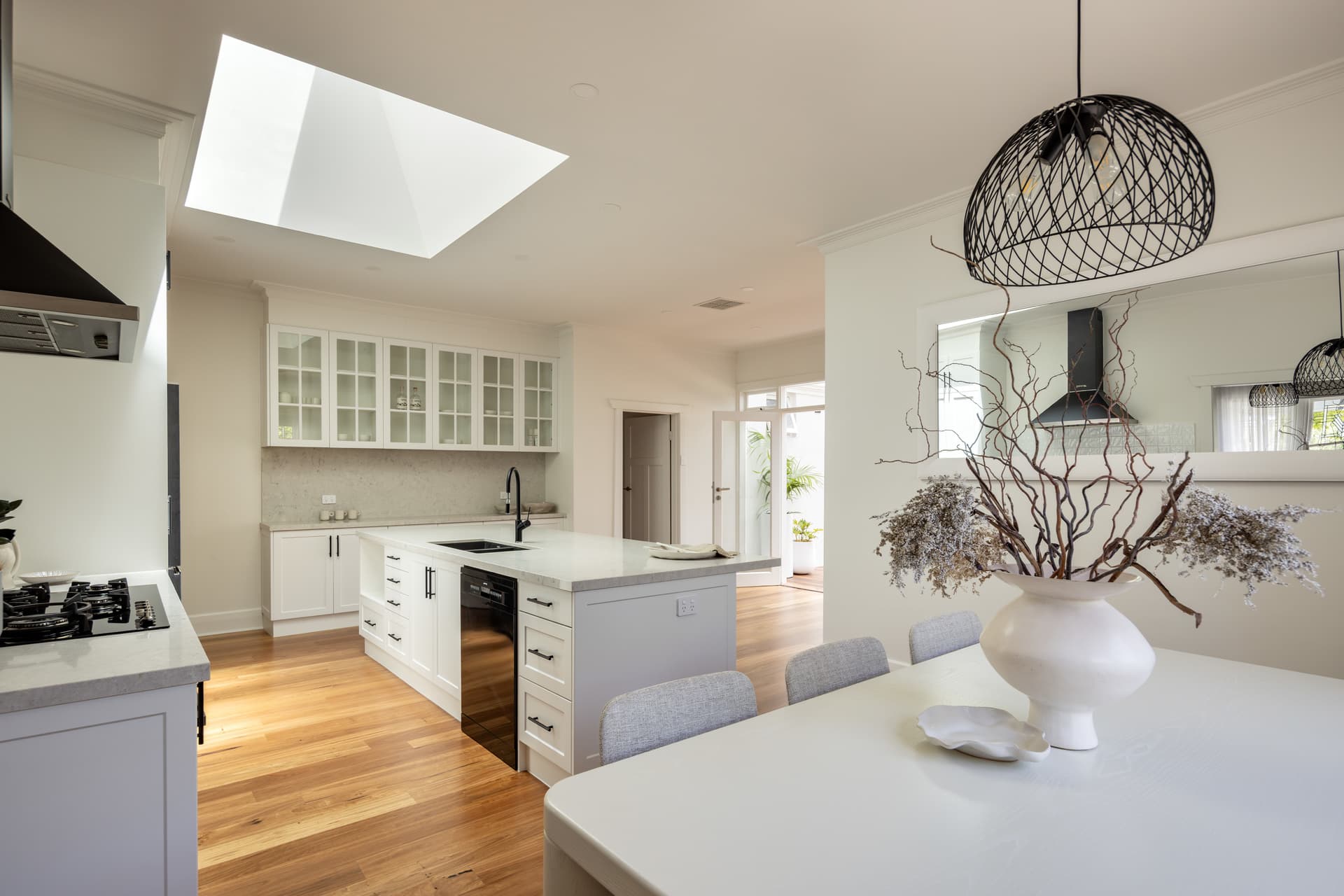 33 Helmsdale Avenue, Glengowrie - Thumbnail 3