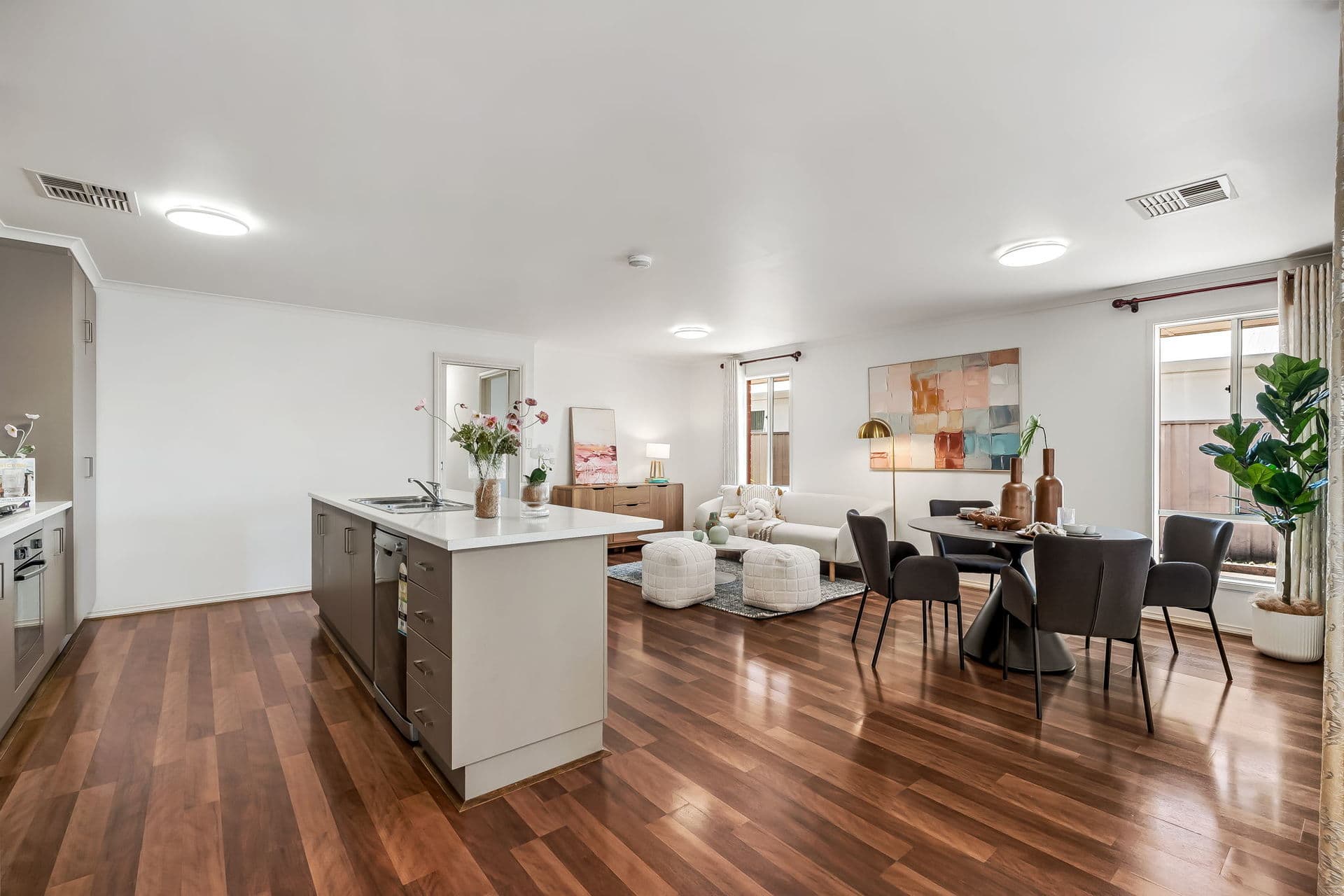 27A Raggatt Crescent, Mitchell Park - Thumbnail 8