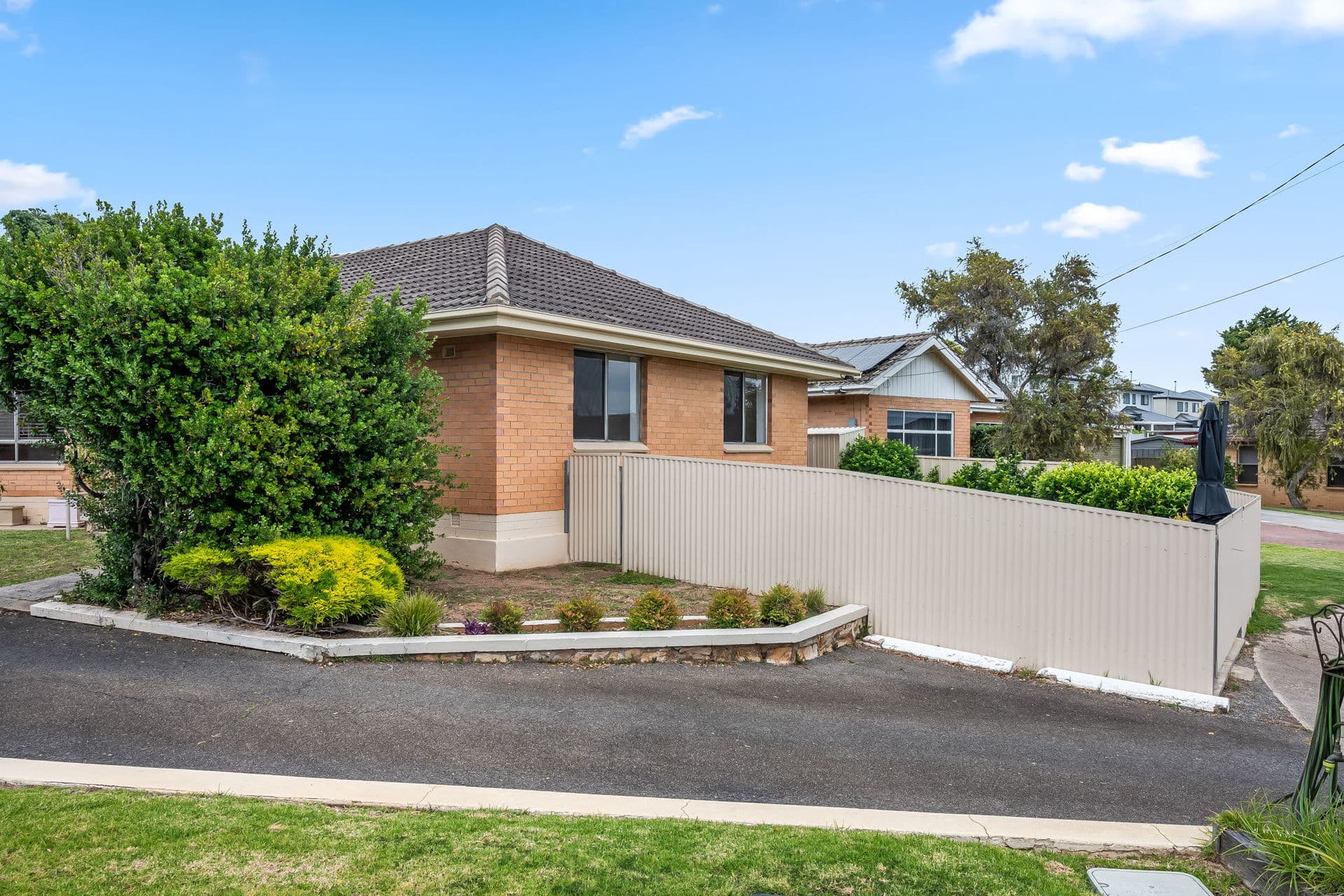 1/4 Seawynd Court, Seacliff Park - Thumbnail 2