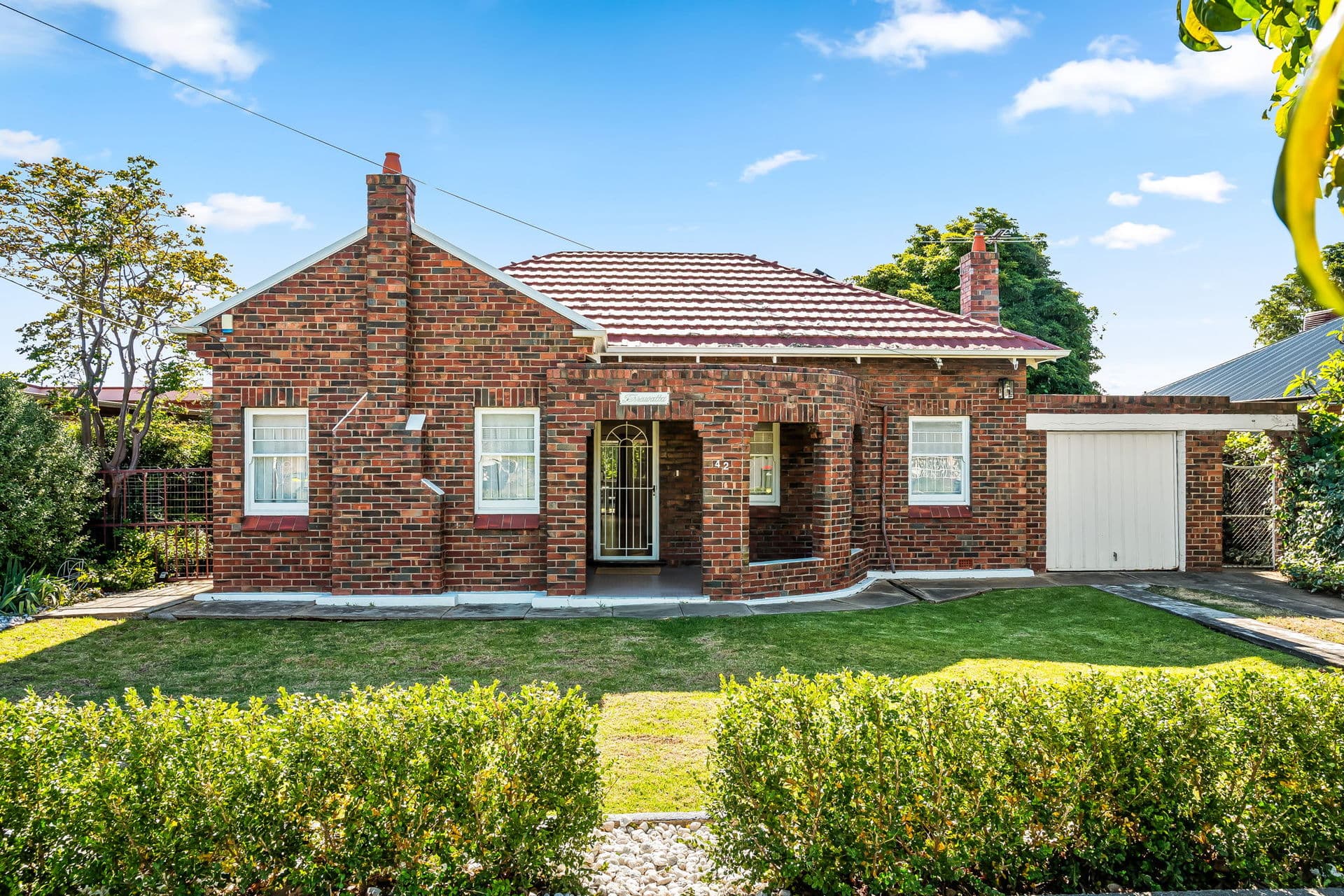 42 Kerr Grant Terrace, South Plympton - Image 1