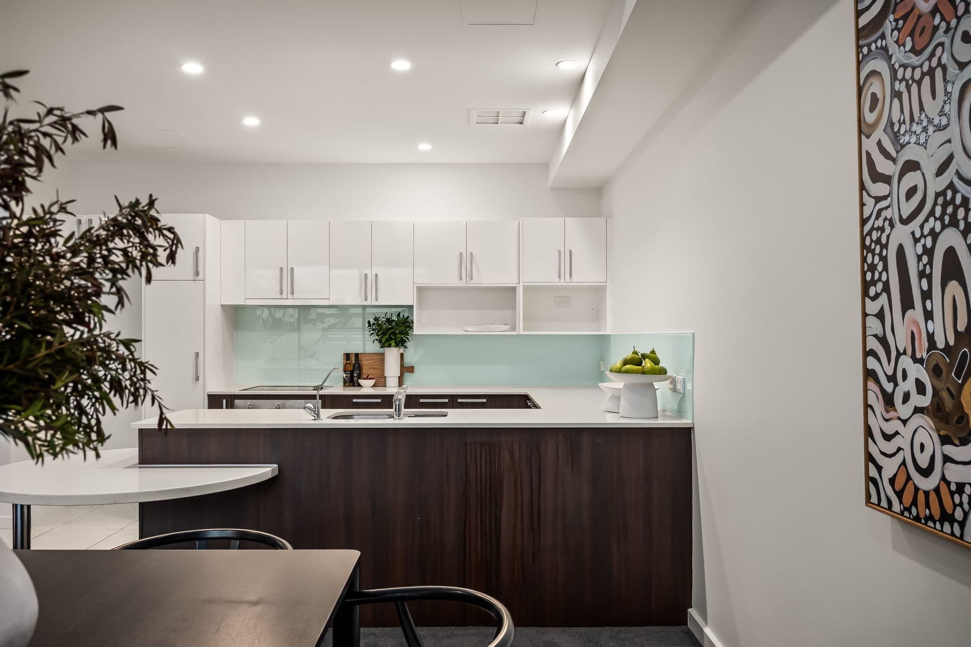 2/10 Moseley Street, Glenelg - Image 1