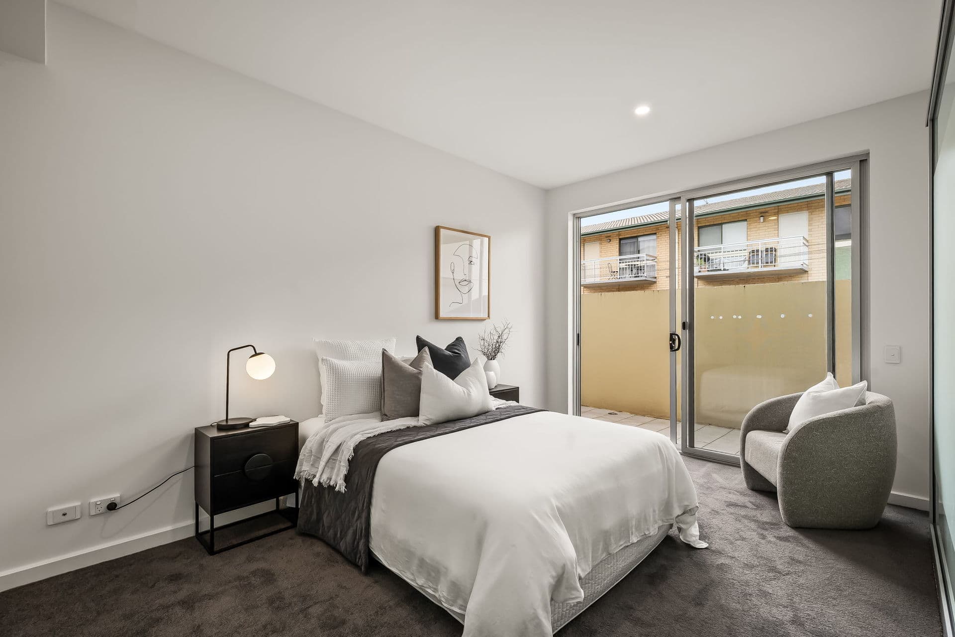 2/10 Moseley Street, Glenelg - Thumbnail 7
