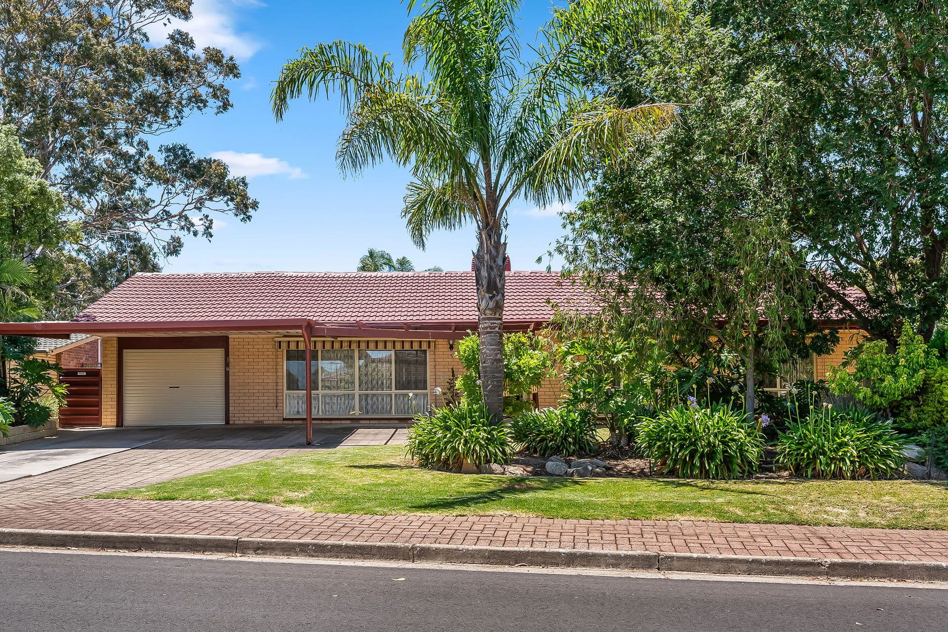 5 Lake Drive, Happy Valley - Image 1