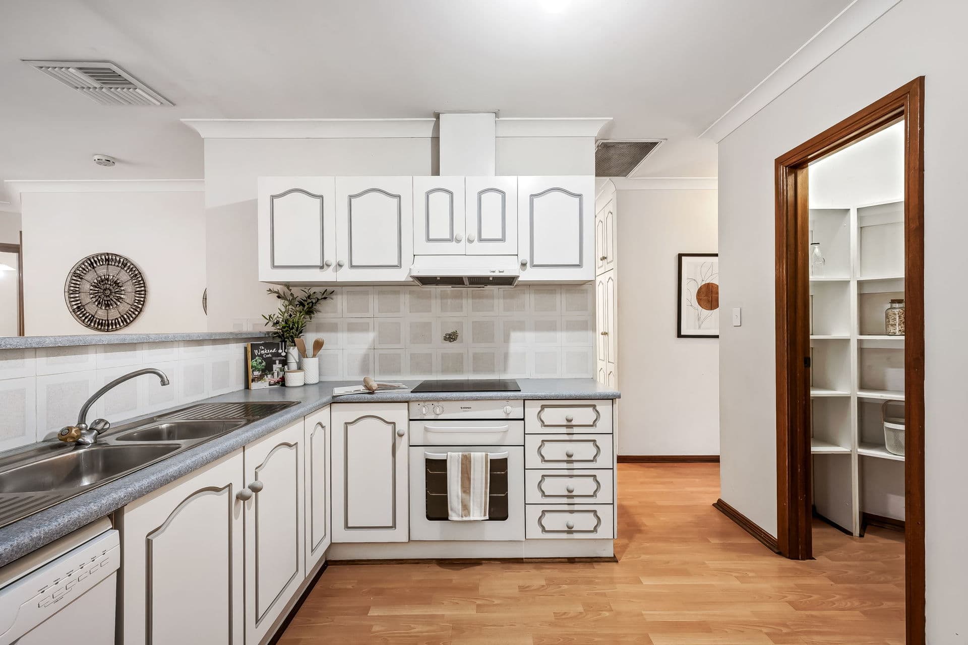 3A Clifford Avenue, Kurralta Park - Thumbnail 4