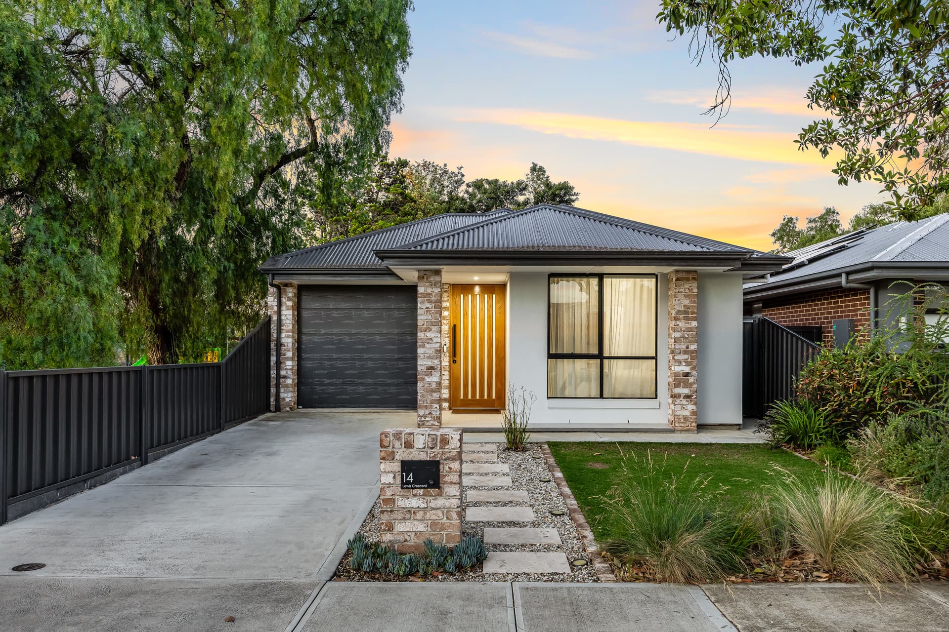 14 Lewis Crescent, North Plympton - Image 1