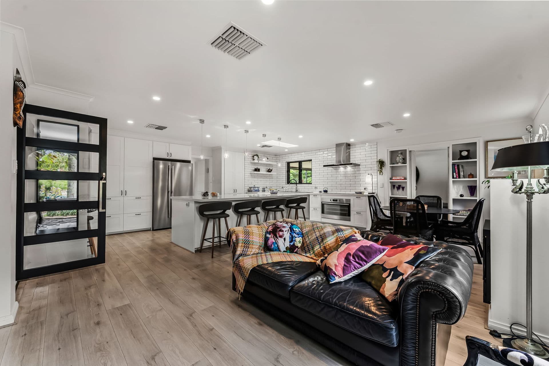 187 Sandison Road, Hallett Cove - Thumbnail 2