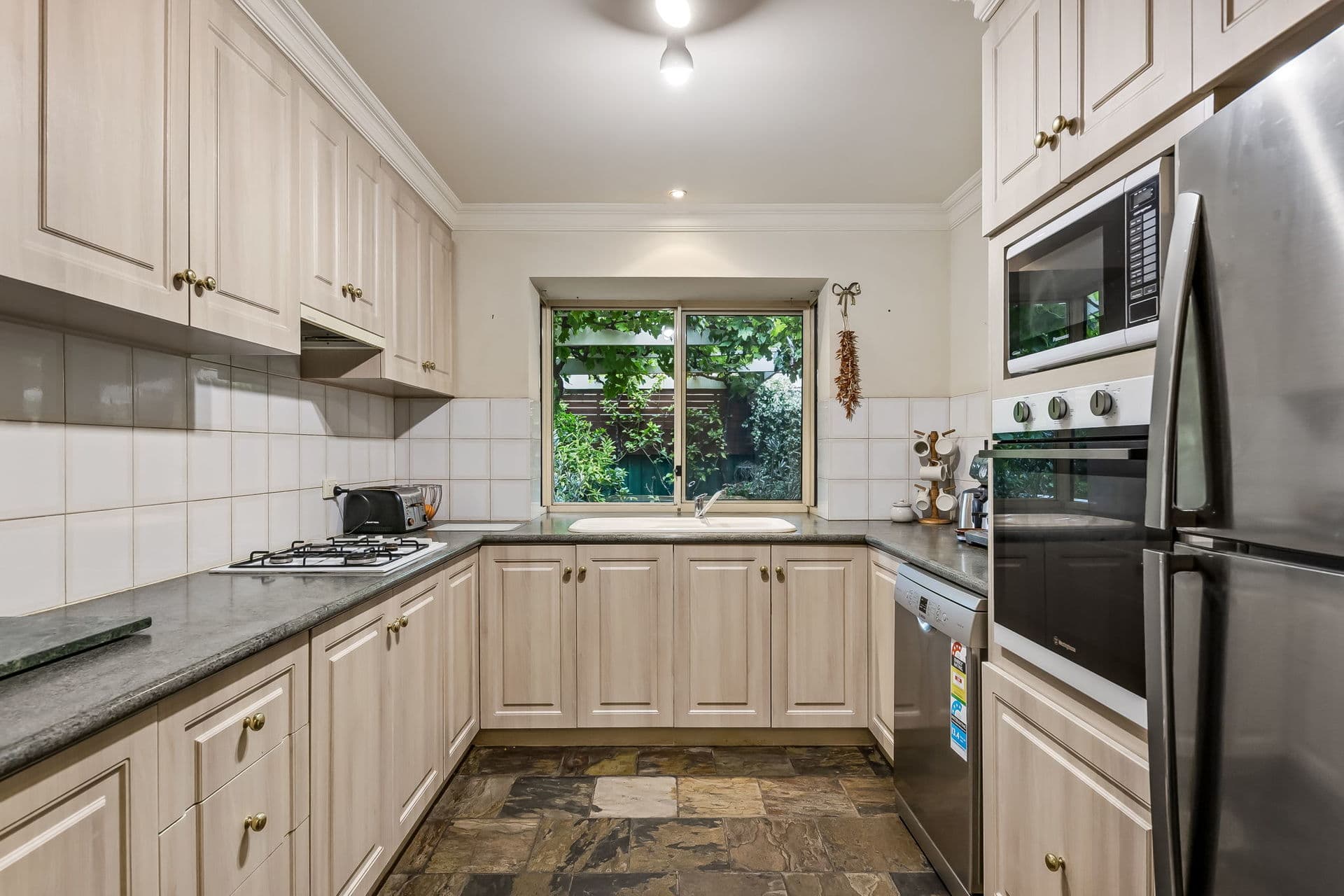 16 Cooinda Crescent, Athelstone - Thumbnail 8