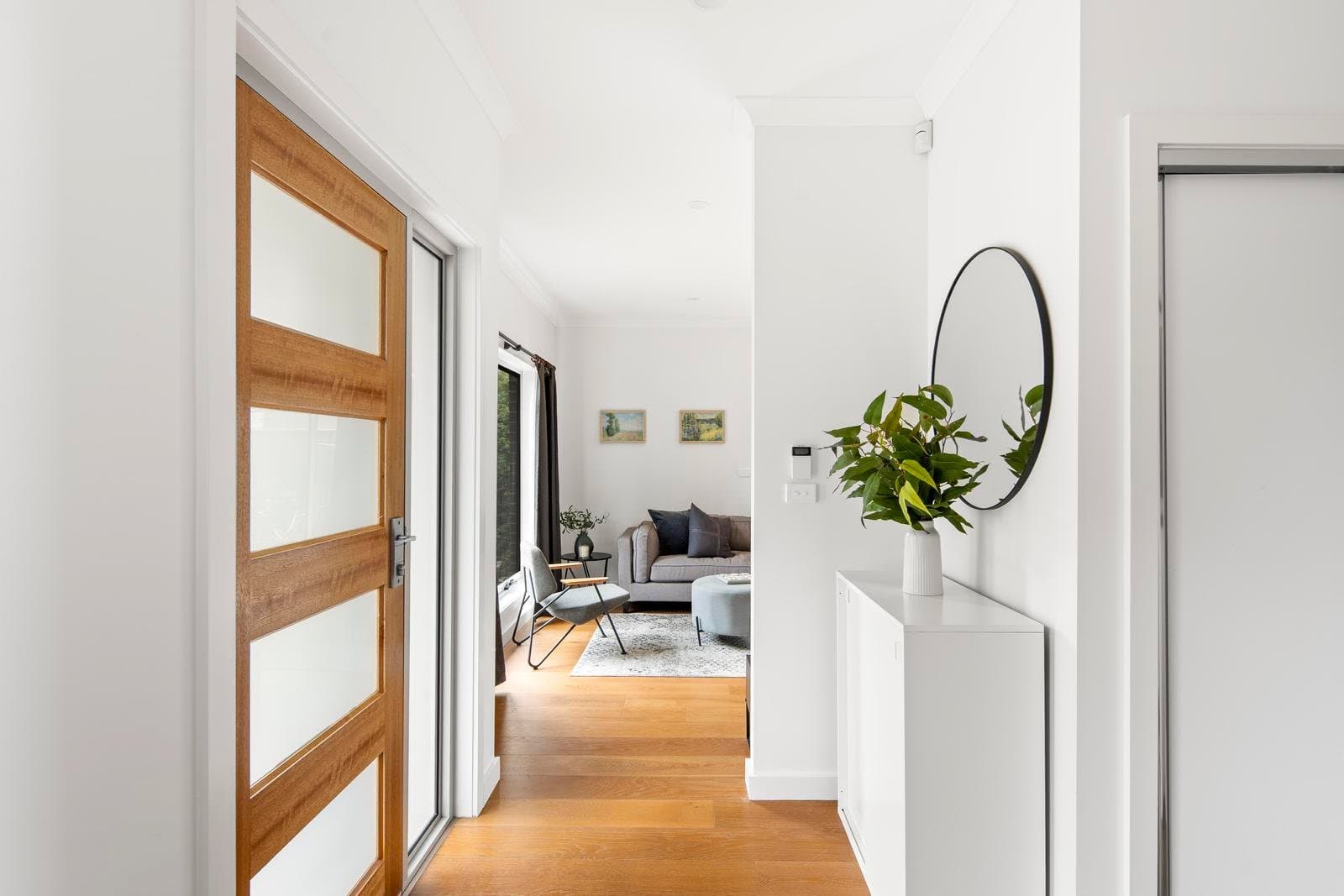 1/10 Symons Street, Preston VIC 3072, Preston - Thumbnail 2