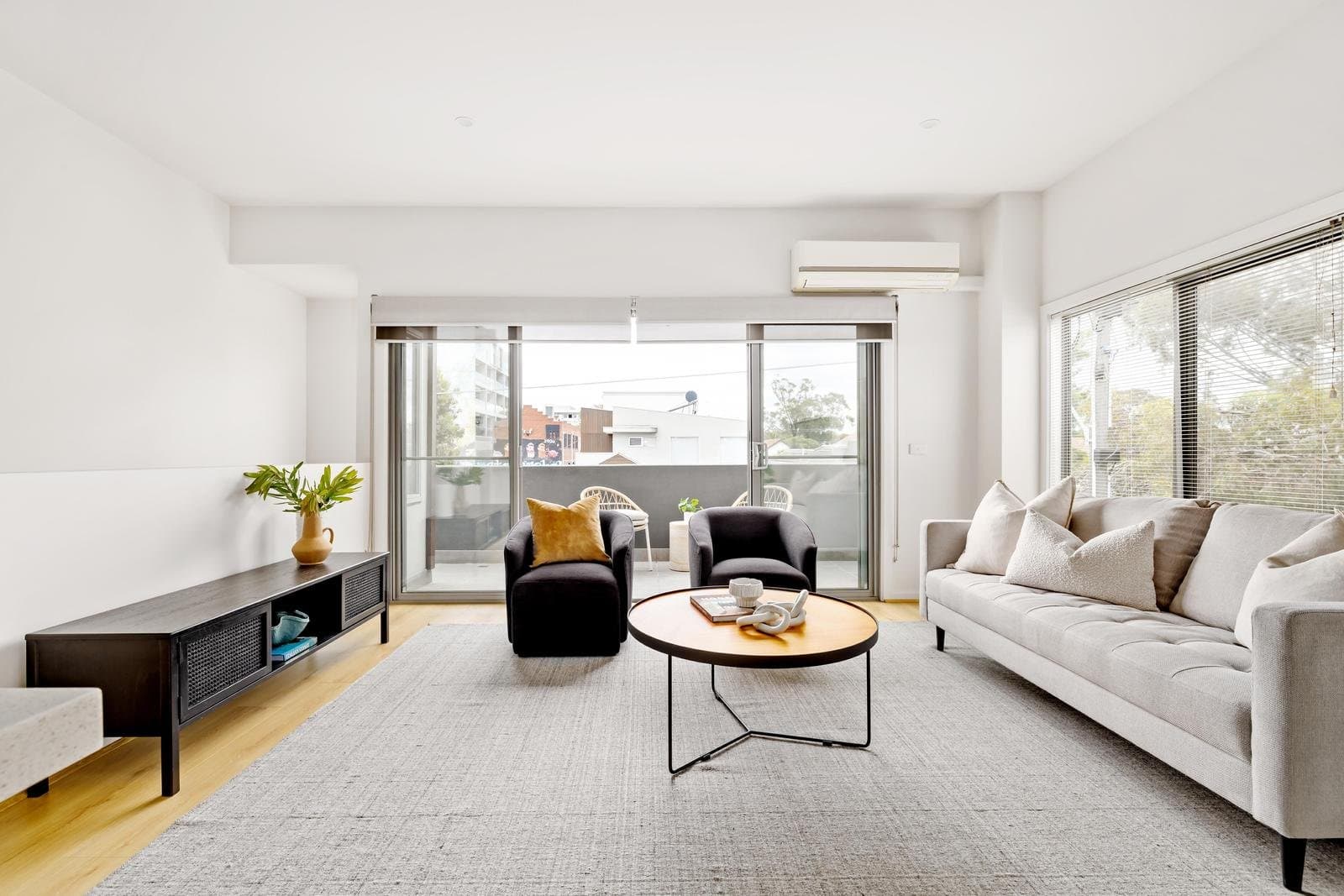 1/126A Blyth Street, Brunswick East VIC 3057, Brunswick East - Thumbnail 2