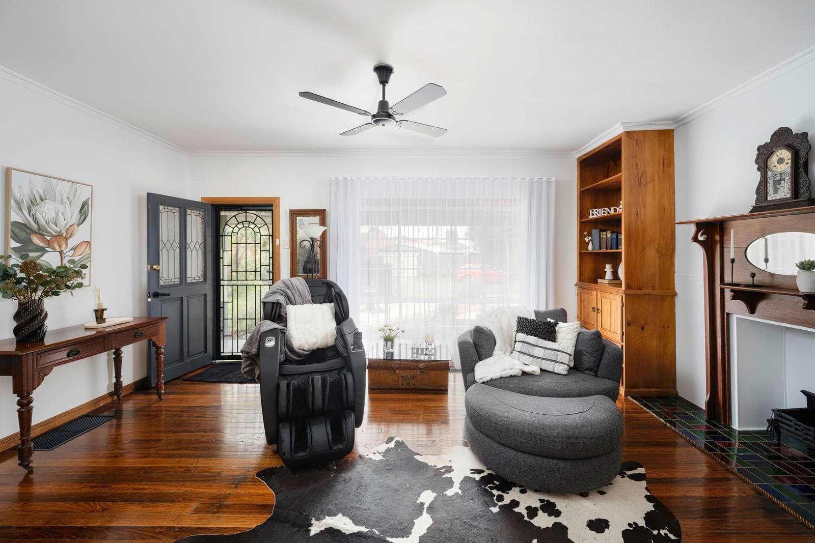 4 Lloyd Avenue, Reservoir VIC 3073, Reservoir - Thumbnail 4