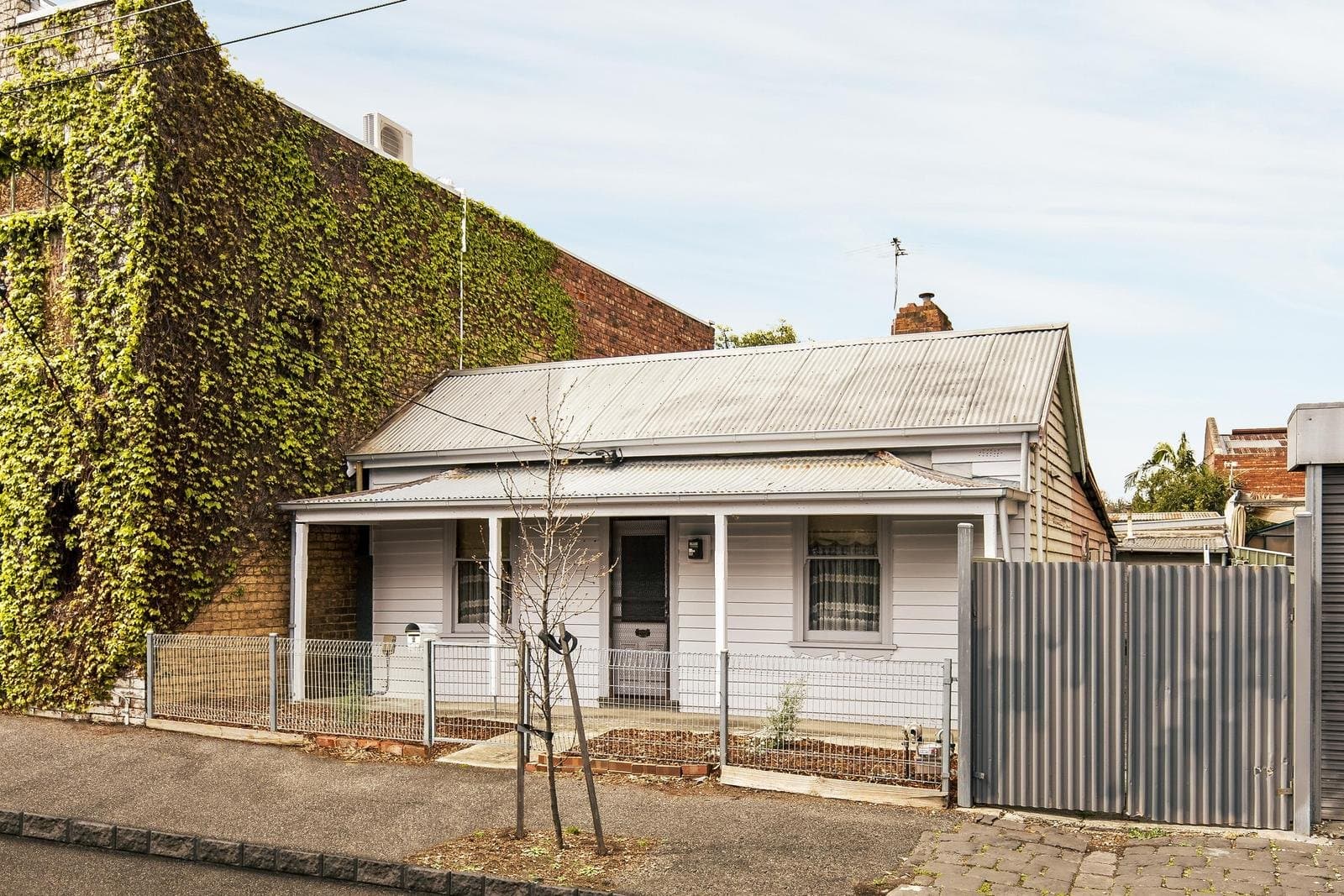 25 Station Street, Aspendale, Aspendale - Image 1