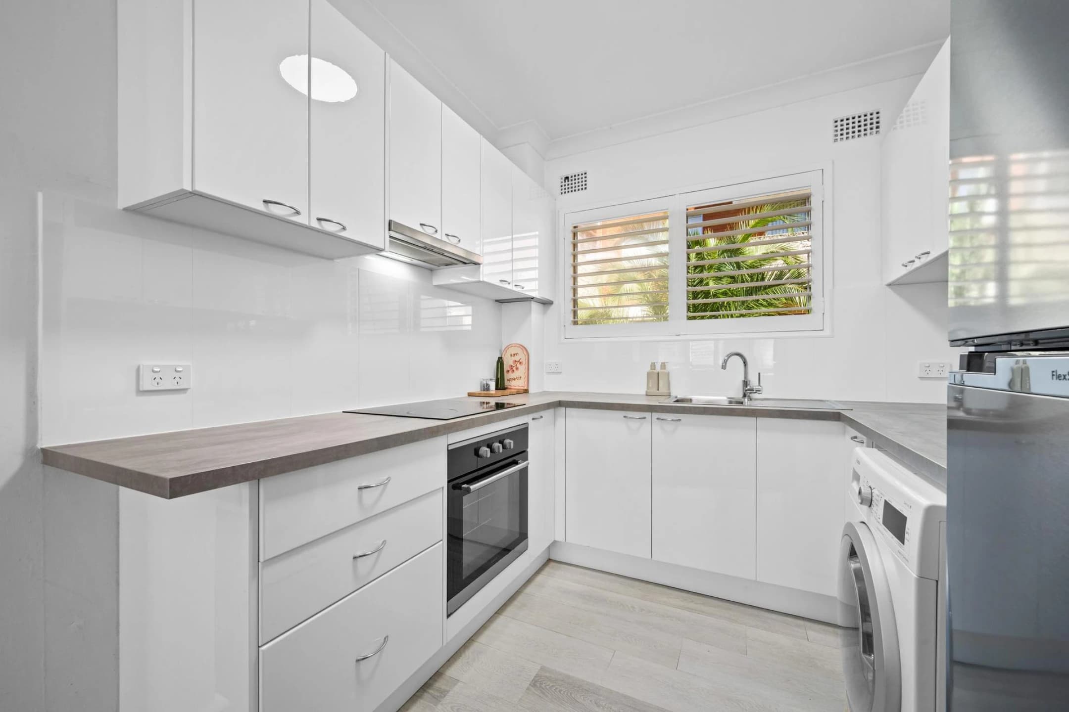 2 / 117 Pacific Parade, Dee Why NSW 2099, Dee Why - Thumbnail 7