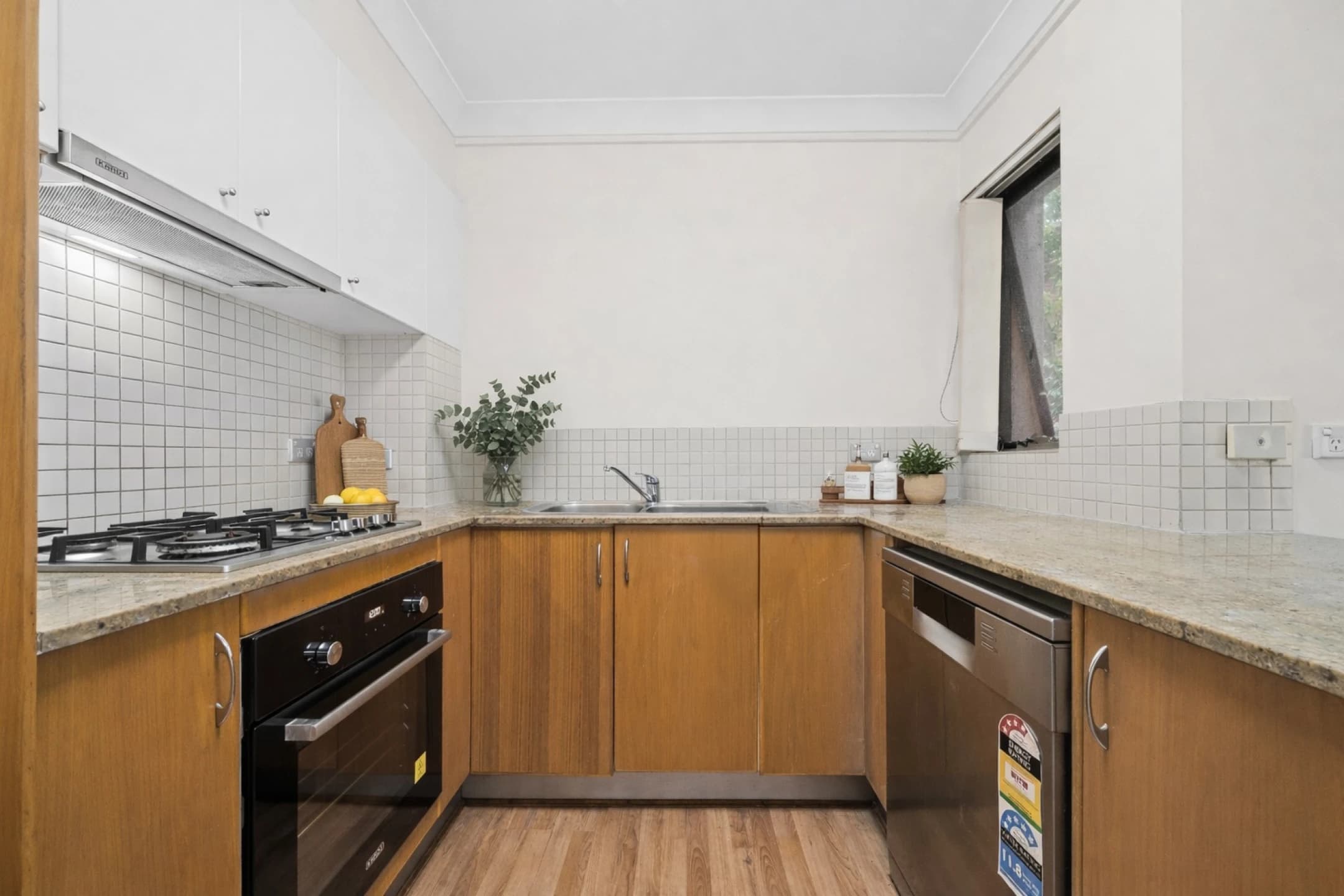 6 / 11-13 Clarence Avenue, Dee Why NSW 2099, Dee Why - Thumbnail 5