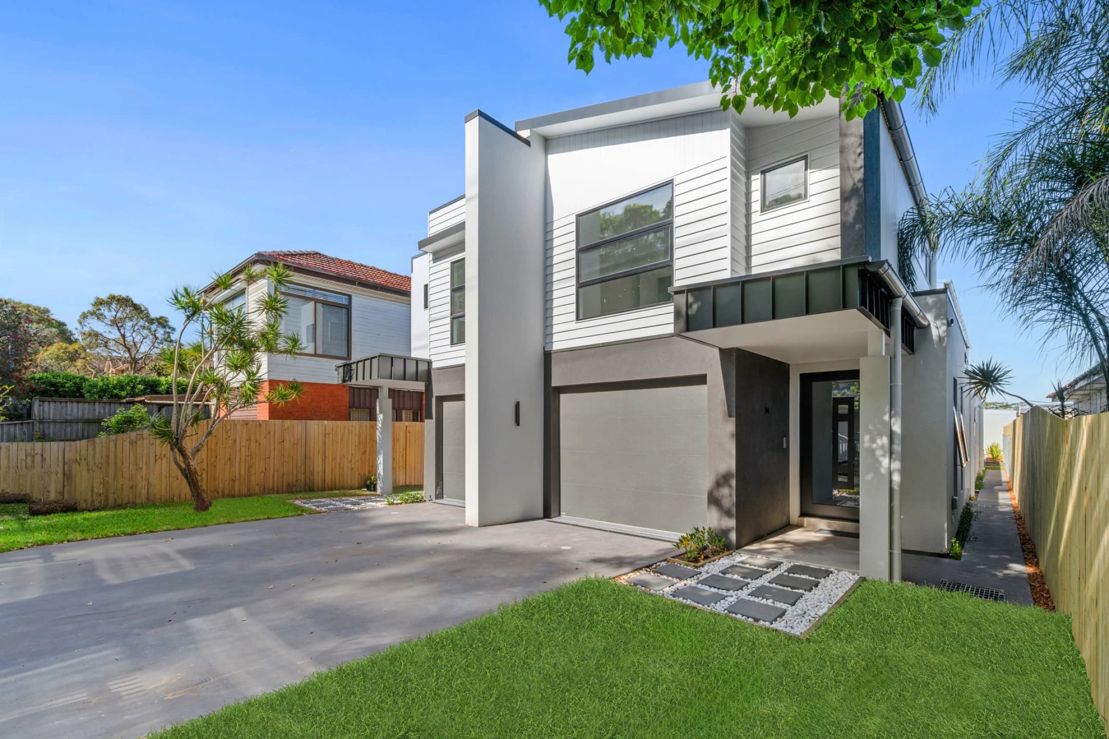3 Pine Avenue, Brookvale NSW 2100, Brookvale - Thumbnail 2