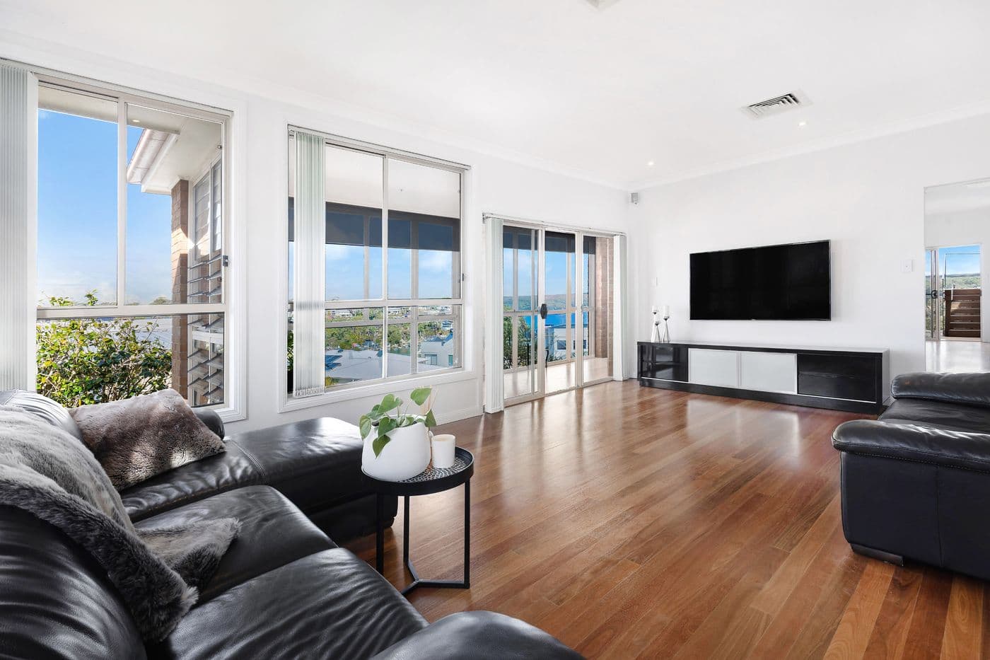 12 Coora Road, Yowie Bay - Thumbnail 3