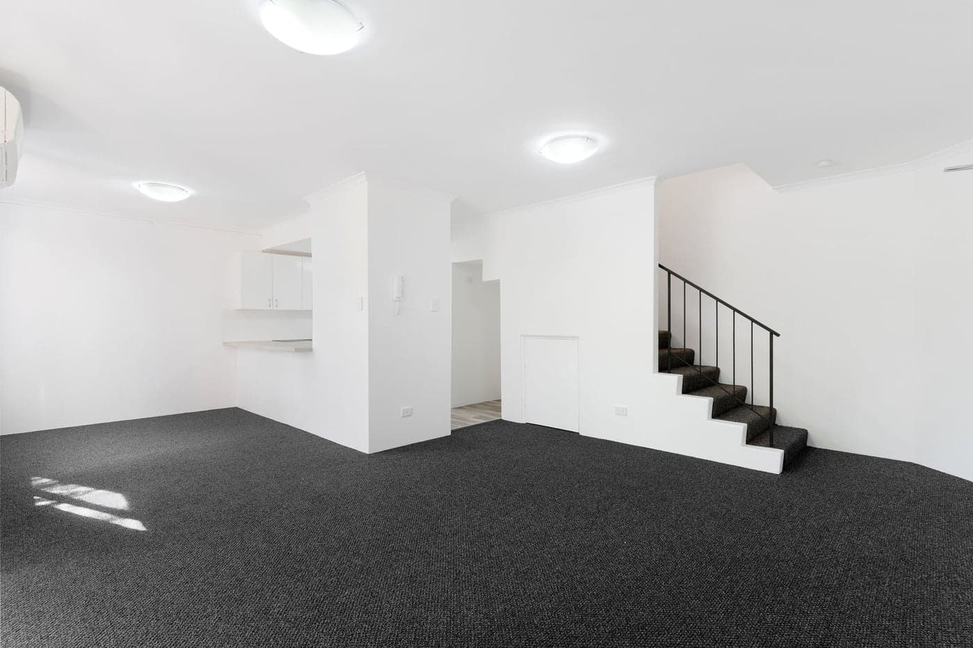 45/113-125 Karimbla Road, Miranda - Image 1