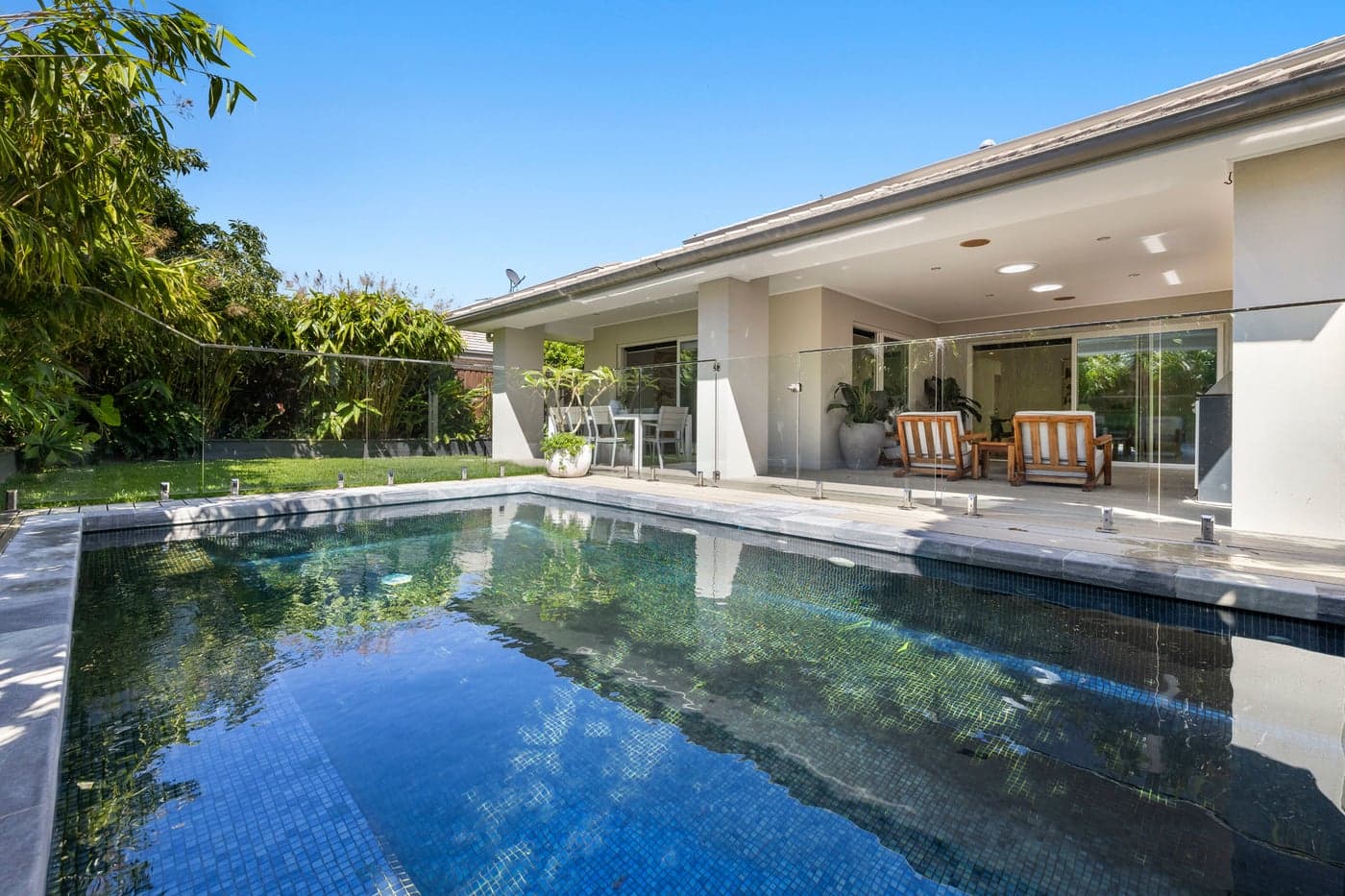 30 Shipstern Street, Greenhills Beach - Thumbnail 2