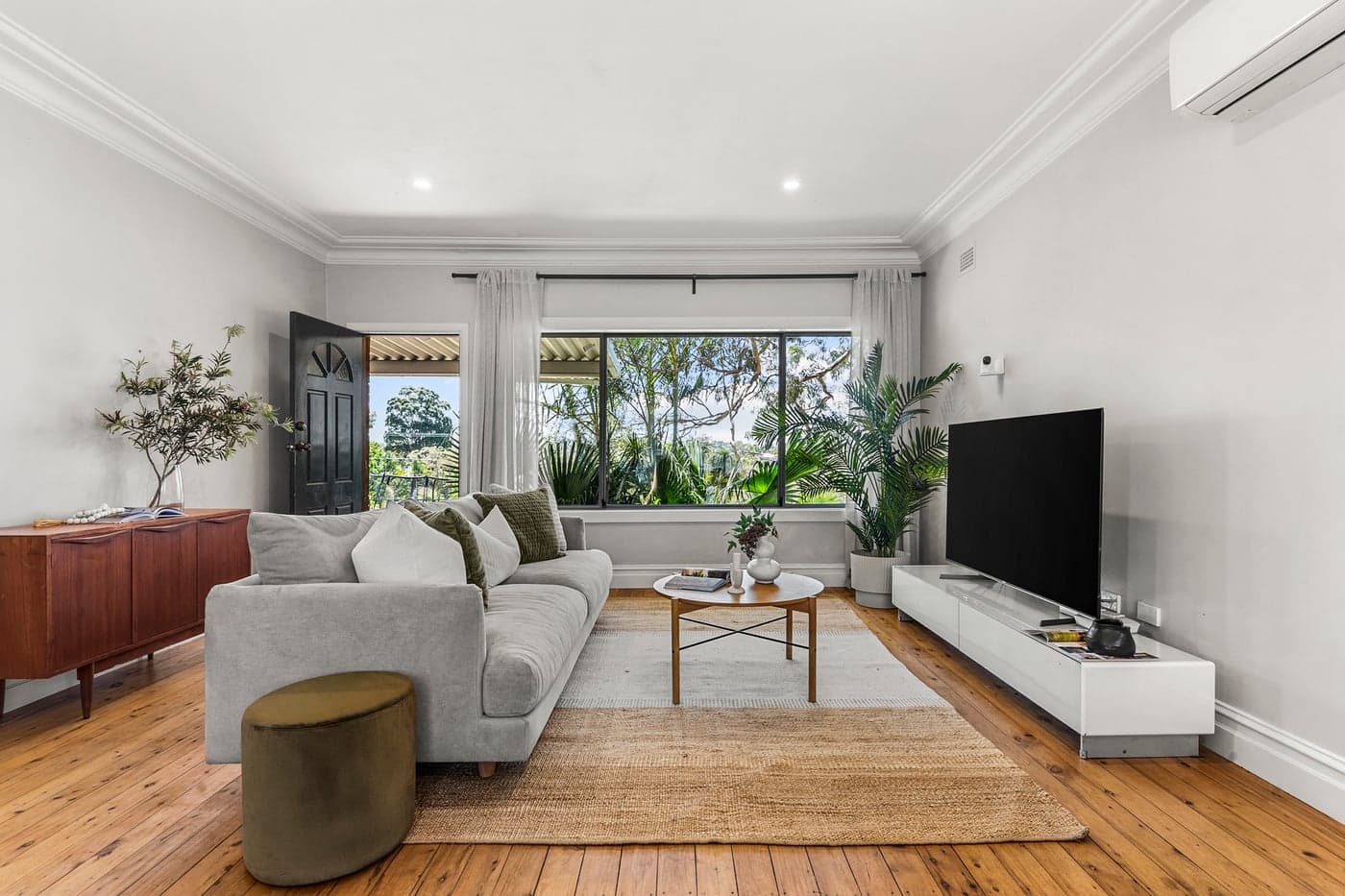111 Bunarba Road, Gymea Bay - Image 1