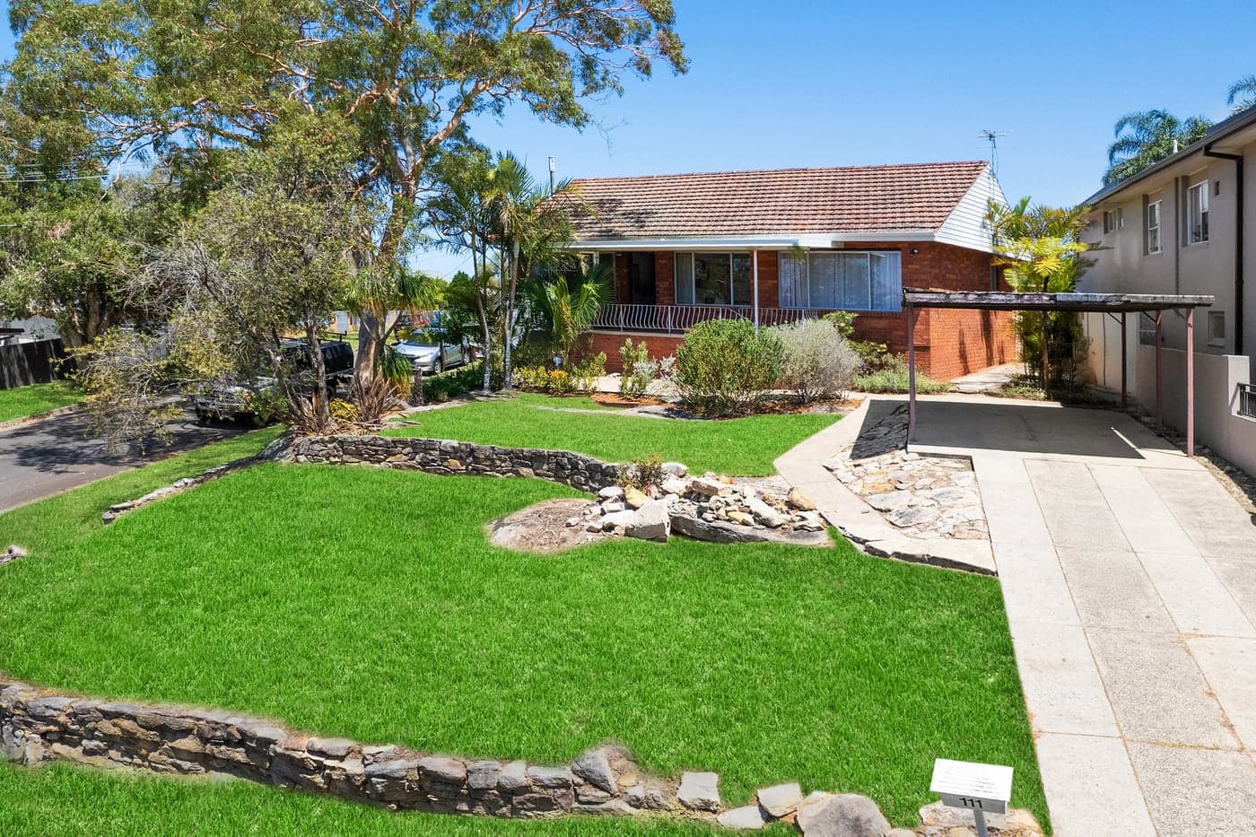 111 Bunarba Road, Gymea Bay - Thumbnail 4