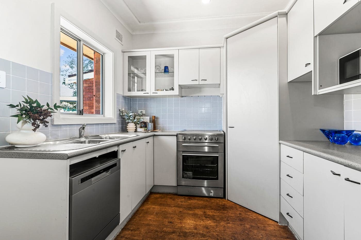111 Bunarba Road, Gymea Bay - Thumbnail 6