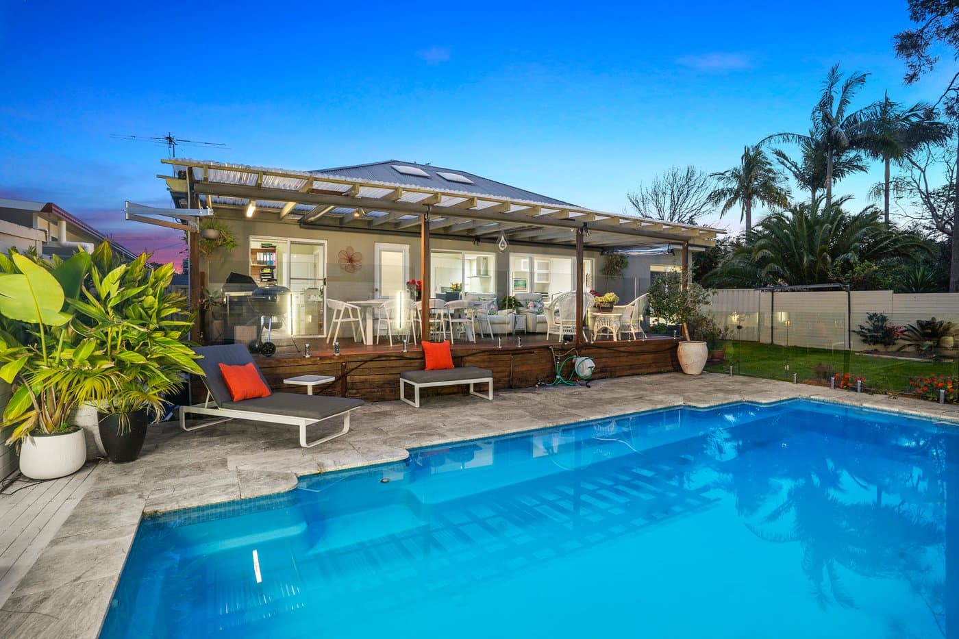 19 Woorak Crescent, Miranda - Thumbnail 2