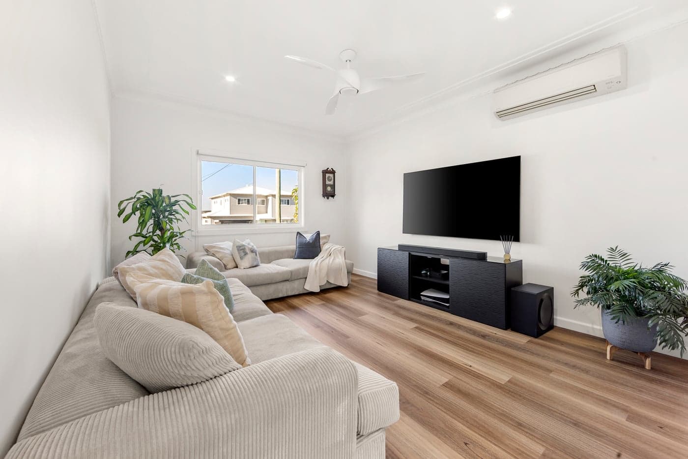 56 Raleigh Avenue, Caringbah - Thumbnail 2