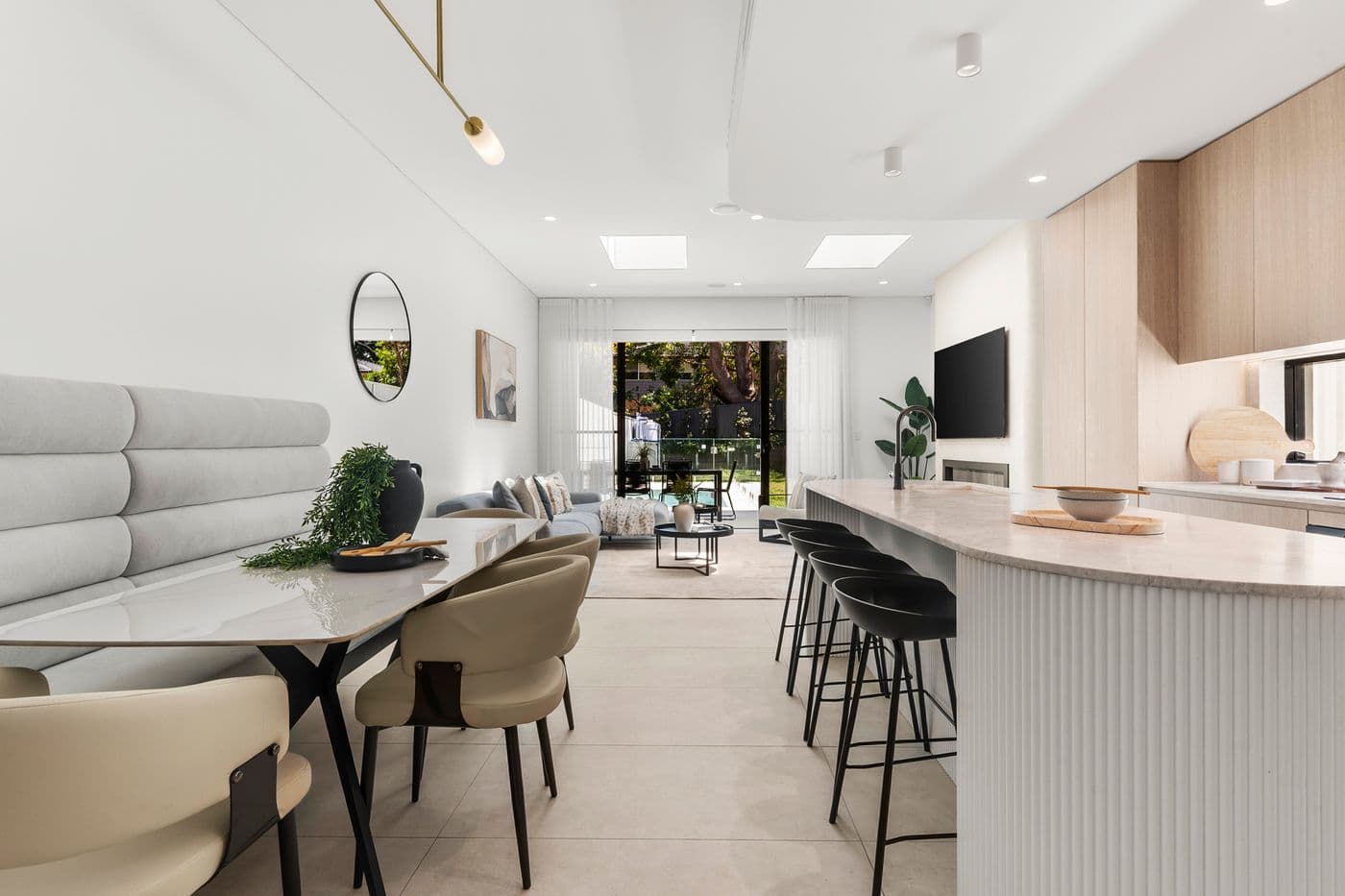 193a Oak Road, Kirrawee - Thumbnail 2