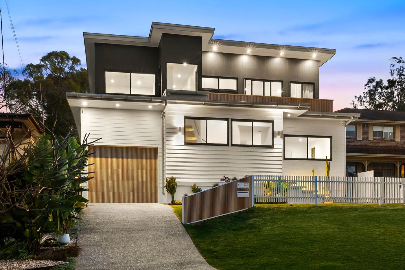 1204/151 Berkeley Street, Melbourne, VIC 3000, Gymea Bay - Thumbnail 3