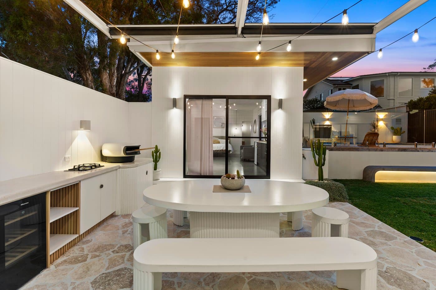 1204/151 Berkeley Street, Melbourne, VIC 3000, Gymea Bay - Thumbnail 4