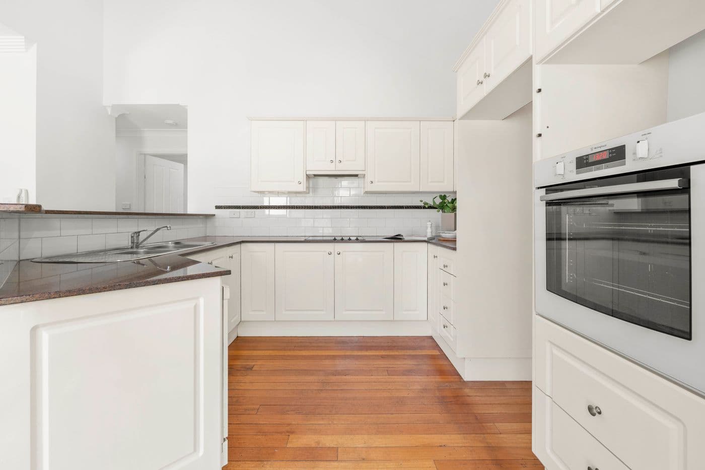 1/28 Hunter Street, Kirrawee - Thumbnail 5