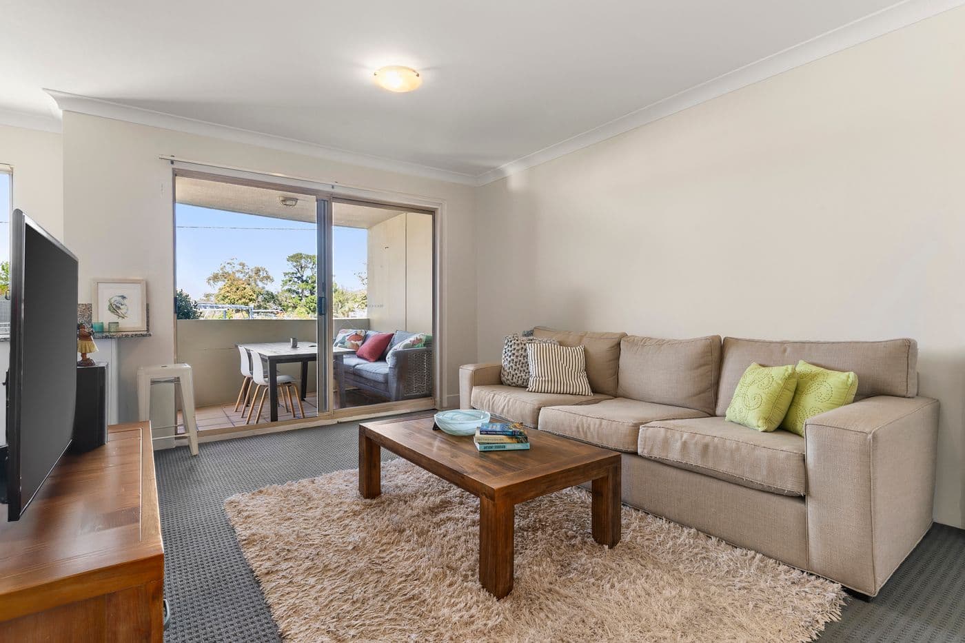 1/15 Caronia Avenue, Cronulla - Thumbnail 2