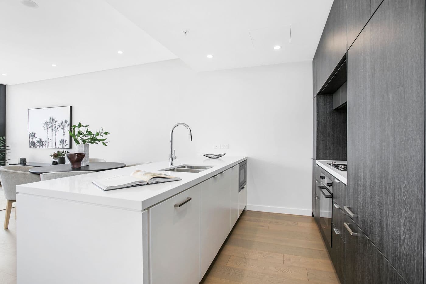 815/455b Captain Cook Drive, Woolooware - Thumbnail 5