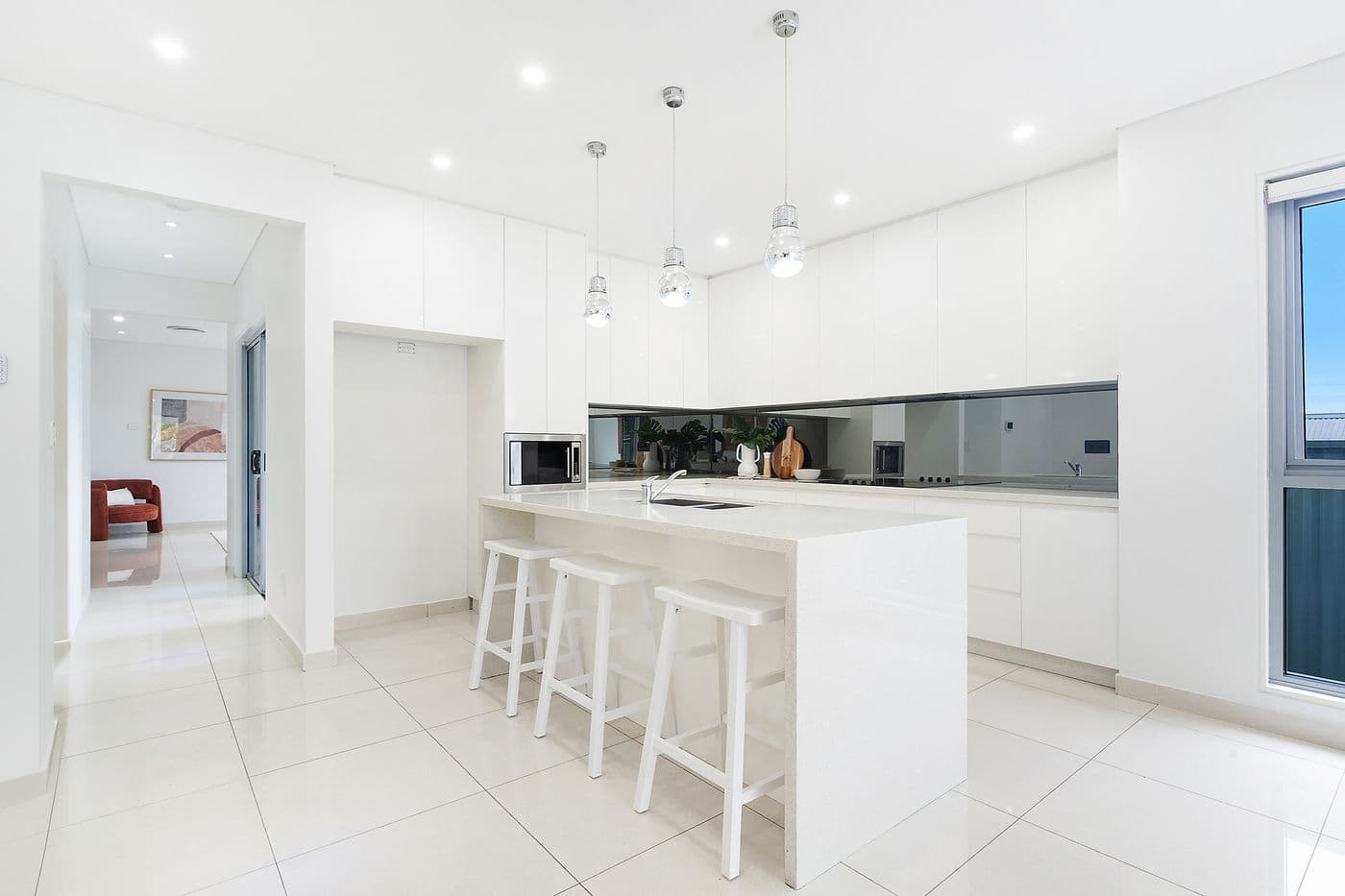 152 Parraweena Road, Miranda - Thumbnail 3